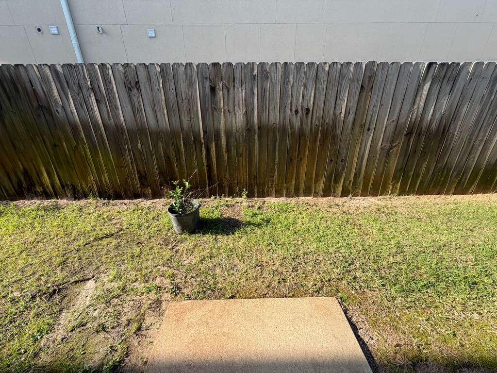 MERIDIAN SQUARE TOWNHOMES - Residential Lease