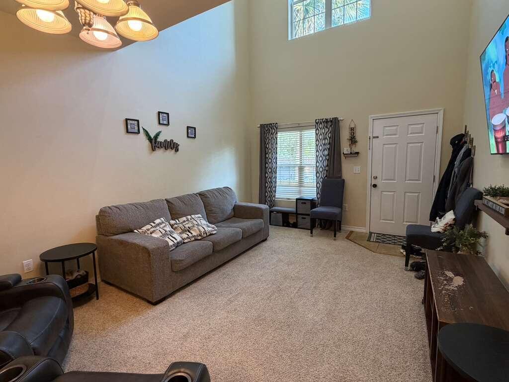 MERIDIAN SQUARE TOWNHOMES - Residential Lease