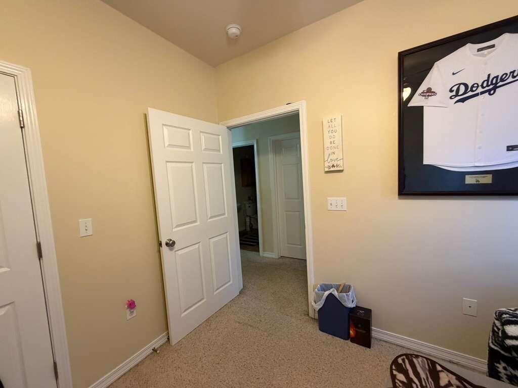 MERIDIAN SQUARE TOWNHOMES - Residential Lease