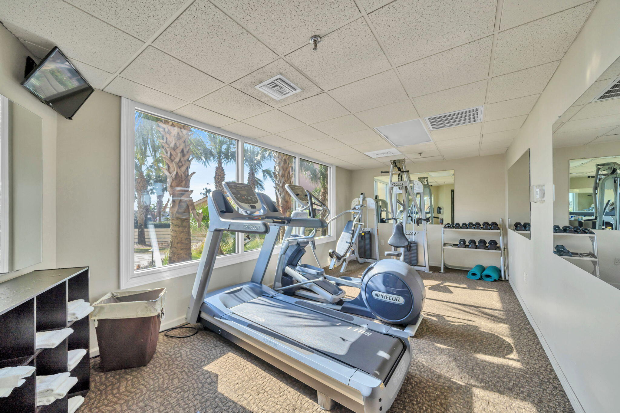 Islander unit 618 - Residential