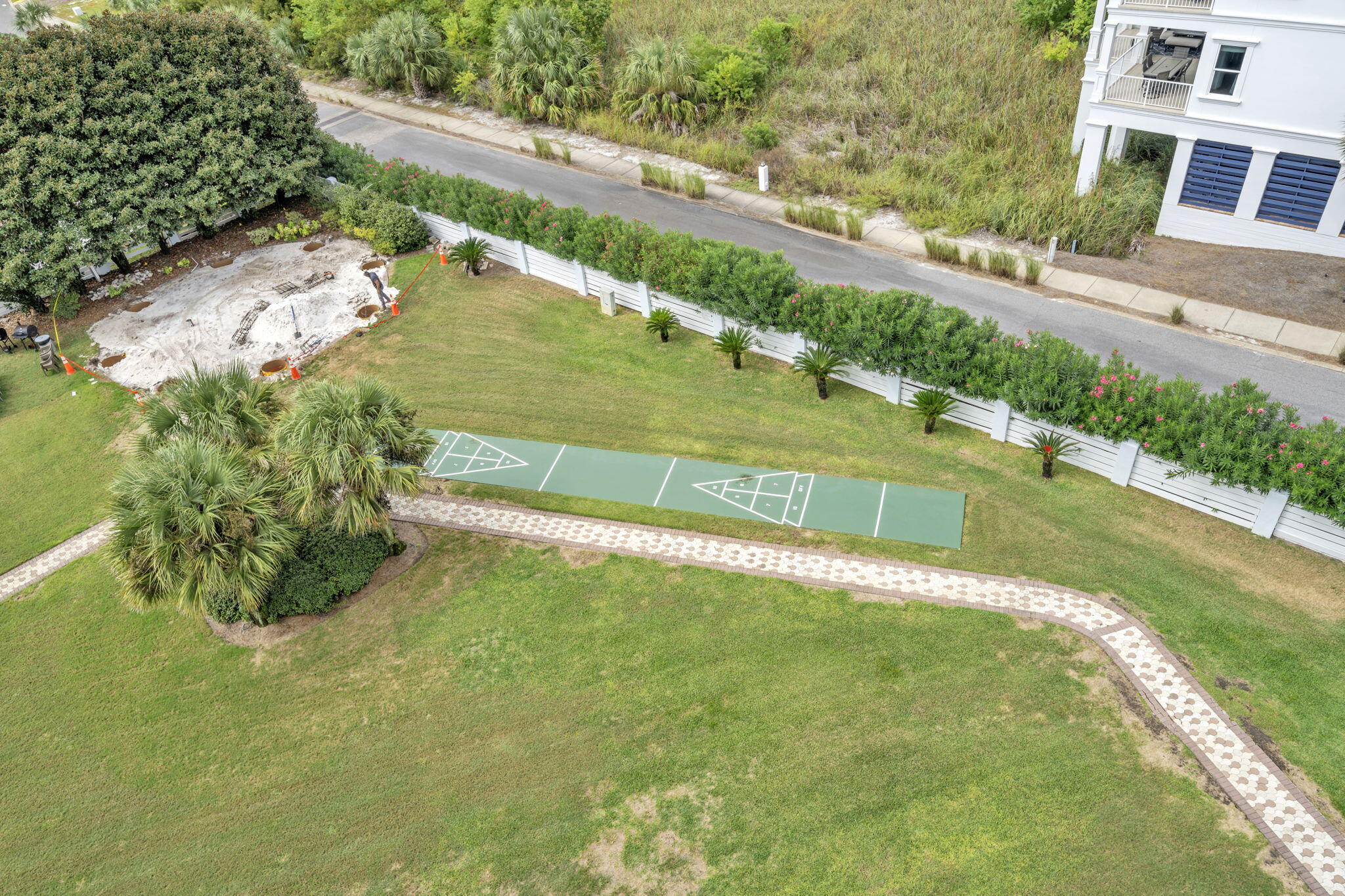 Islander unit 618 - Residential