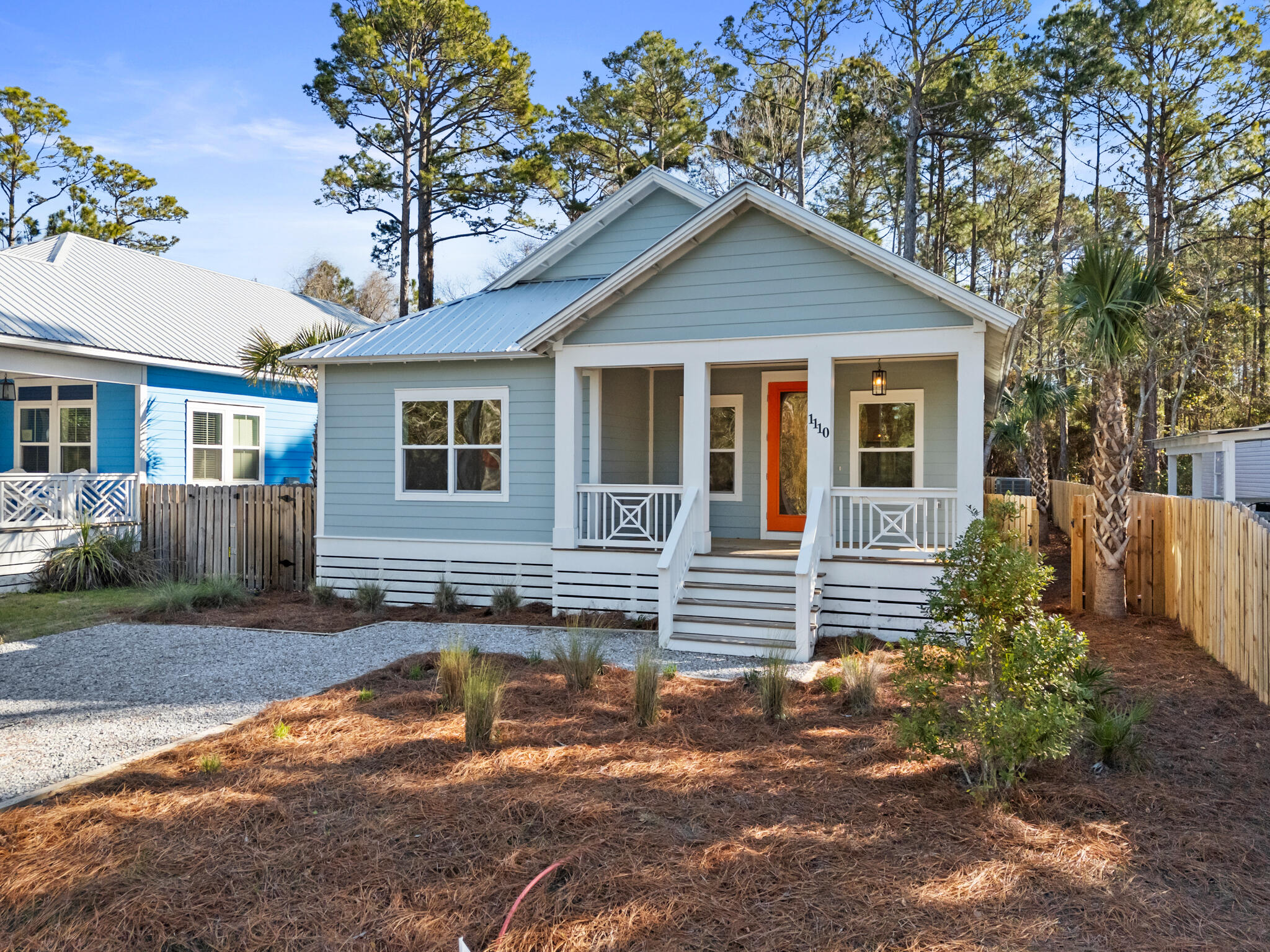 TOWN OF SANTA ROSA - Residential