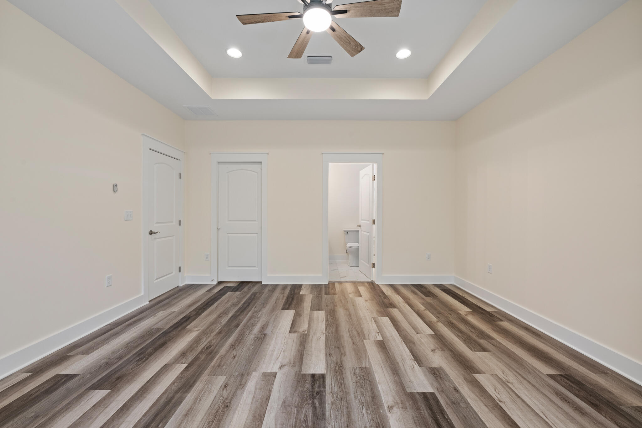 TOWN OF SANTA ROSA - Residential