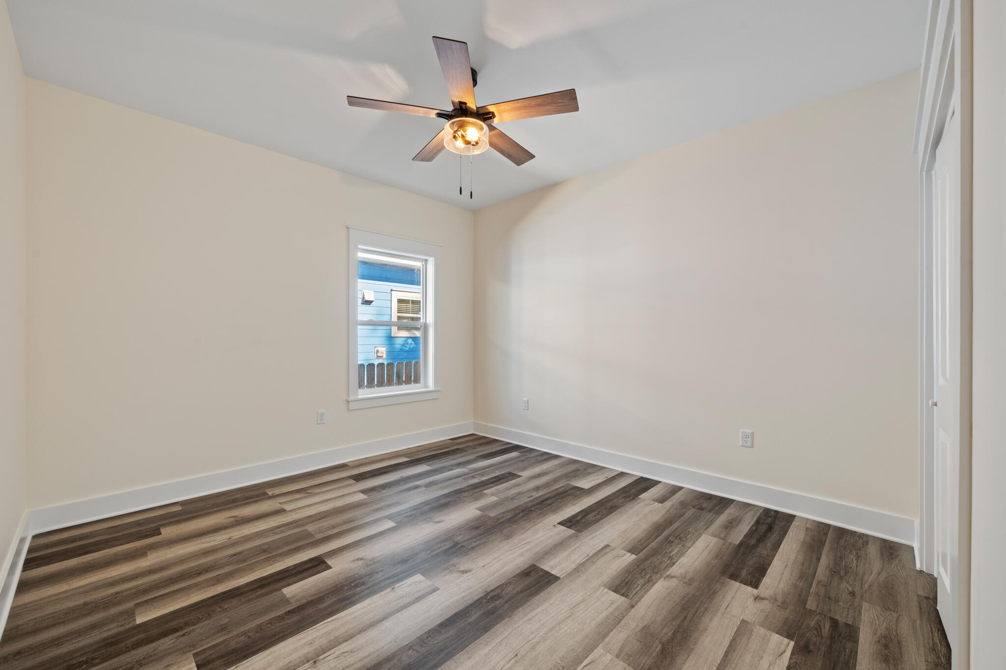 TOWN OF SANTA ROSA - Residential