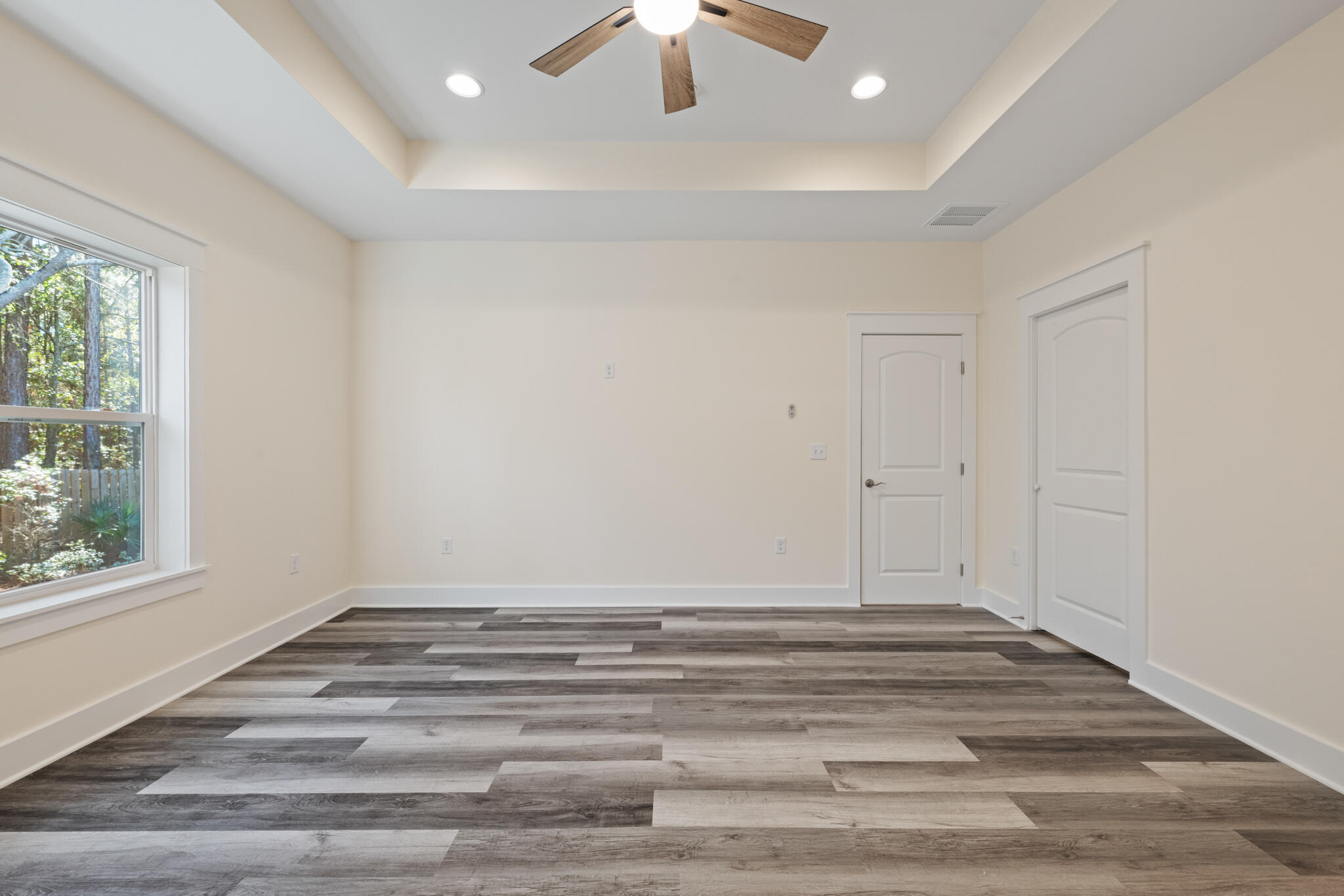 TOWN OF SANTA ROSA - Residential