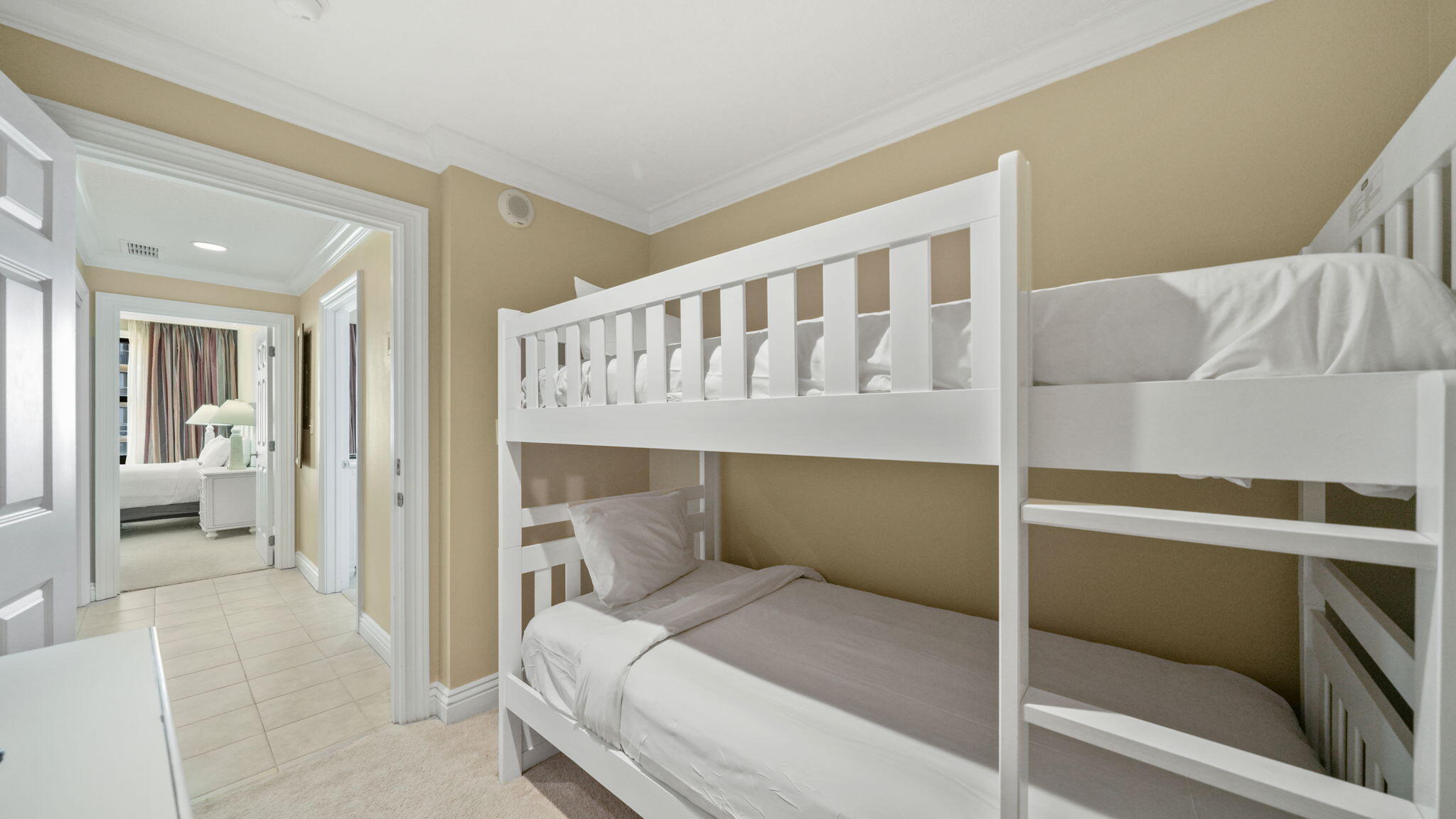 EMERALD GRANDE - Residential