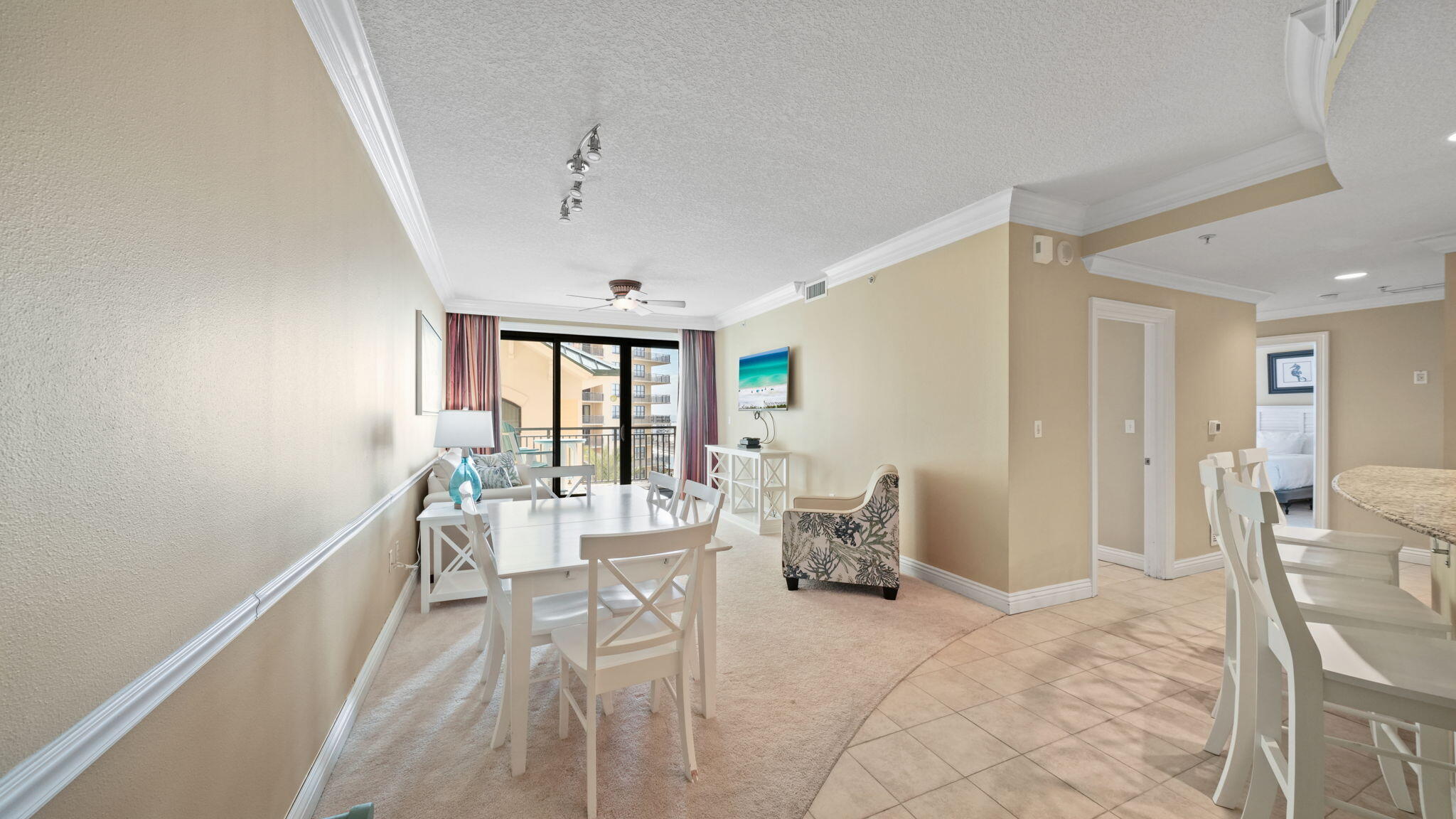 EMERALD GRANDE - Residential