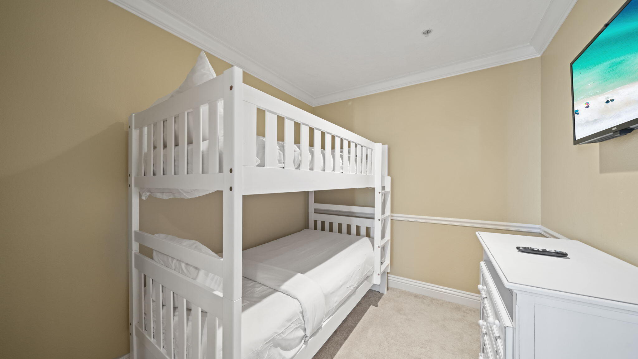 EMERALD GRANDE - Residential