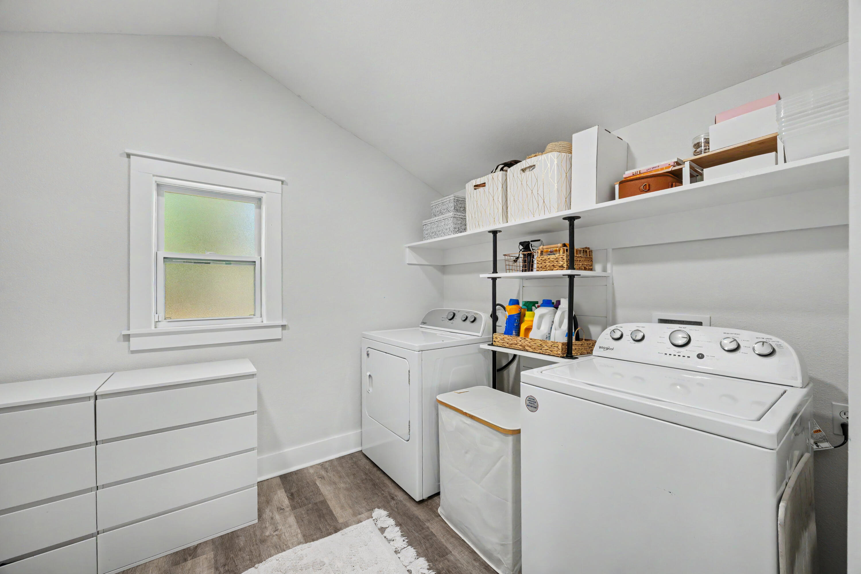 CRESTVIEW - Residential