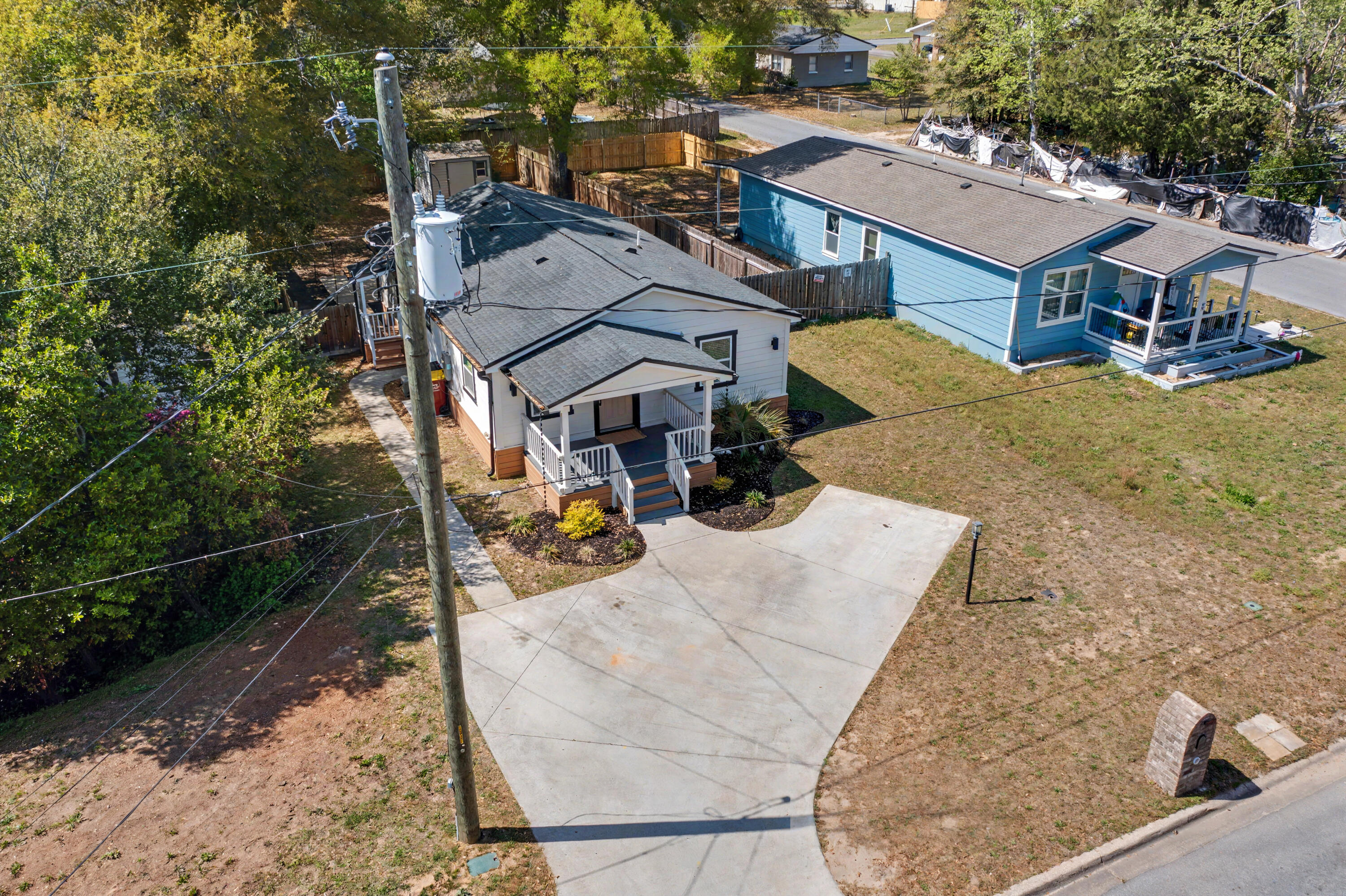 CRESTVIEW - Residential