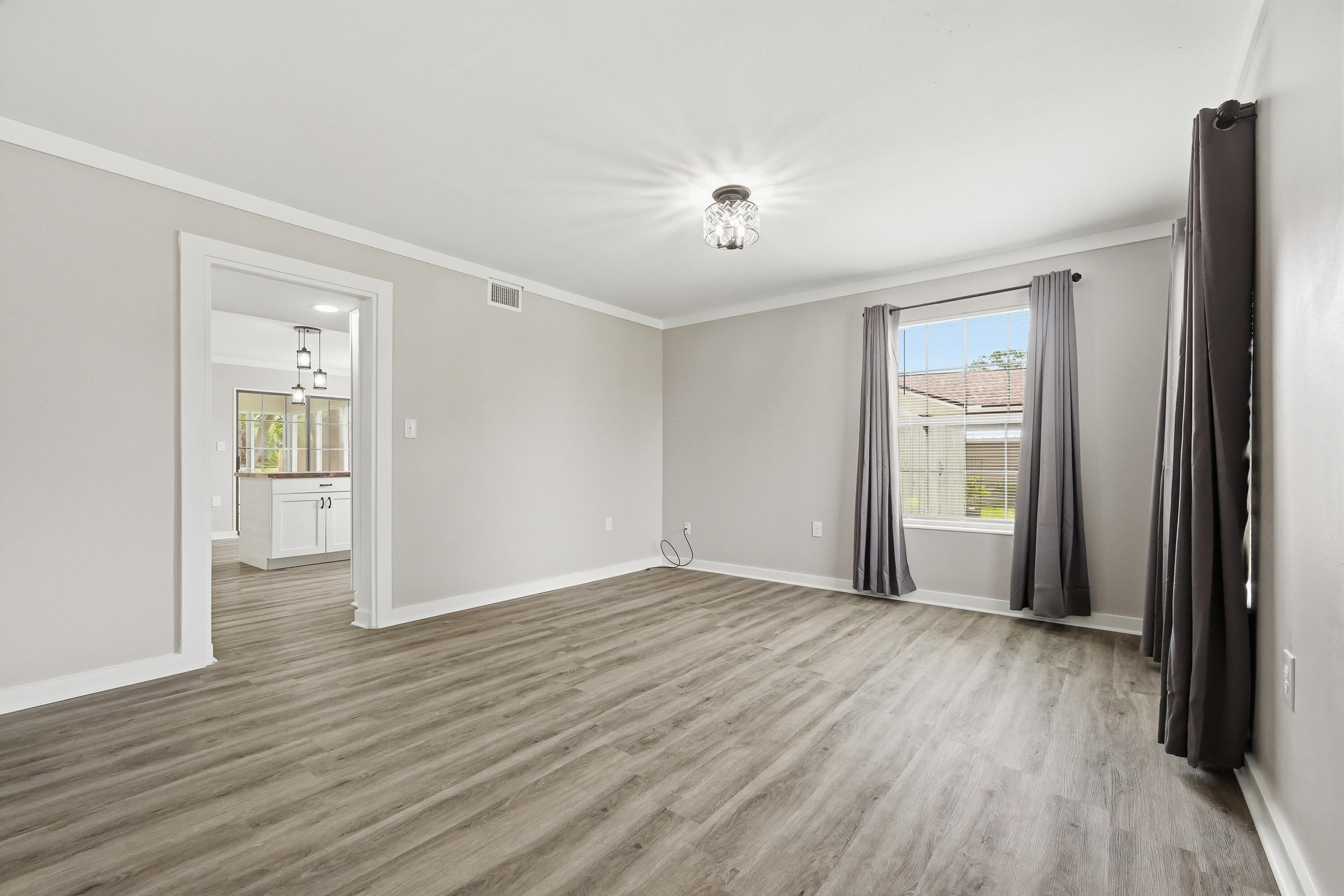 LAKE LORRAINE ESTATES - Residential