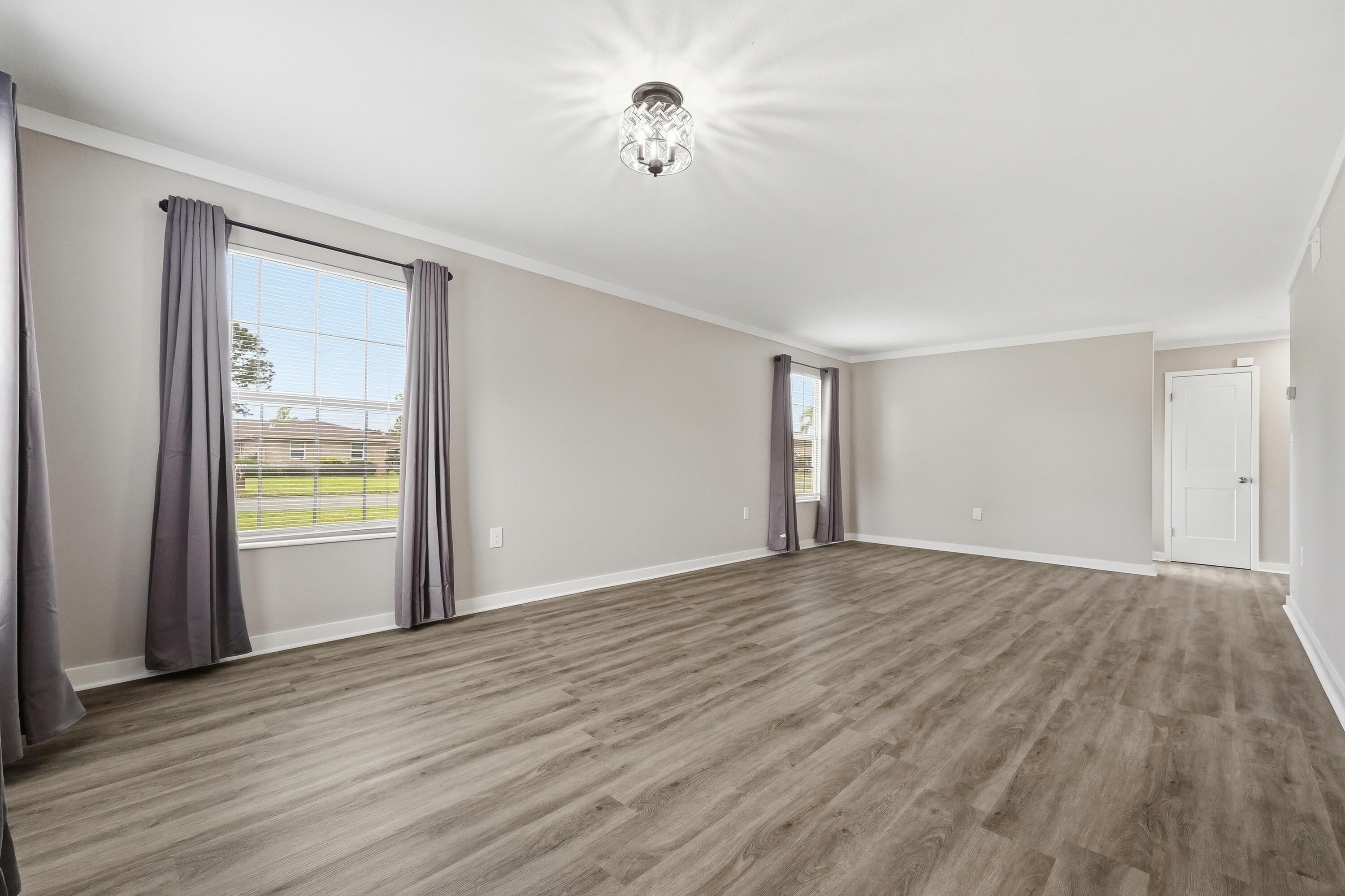 LAKE LORRAINE ESTATES - Residential