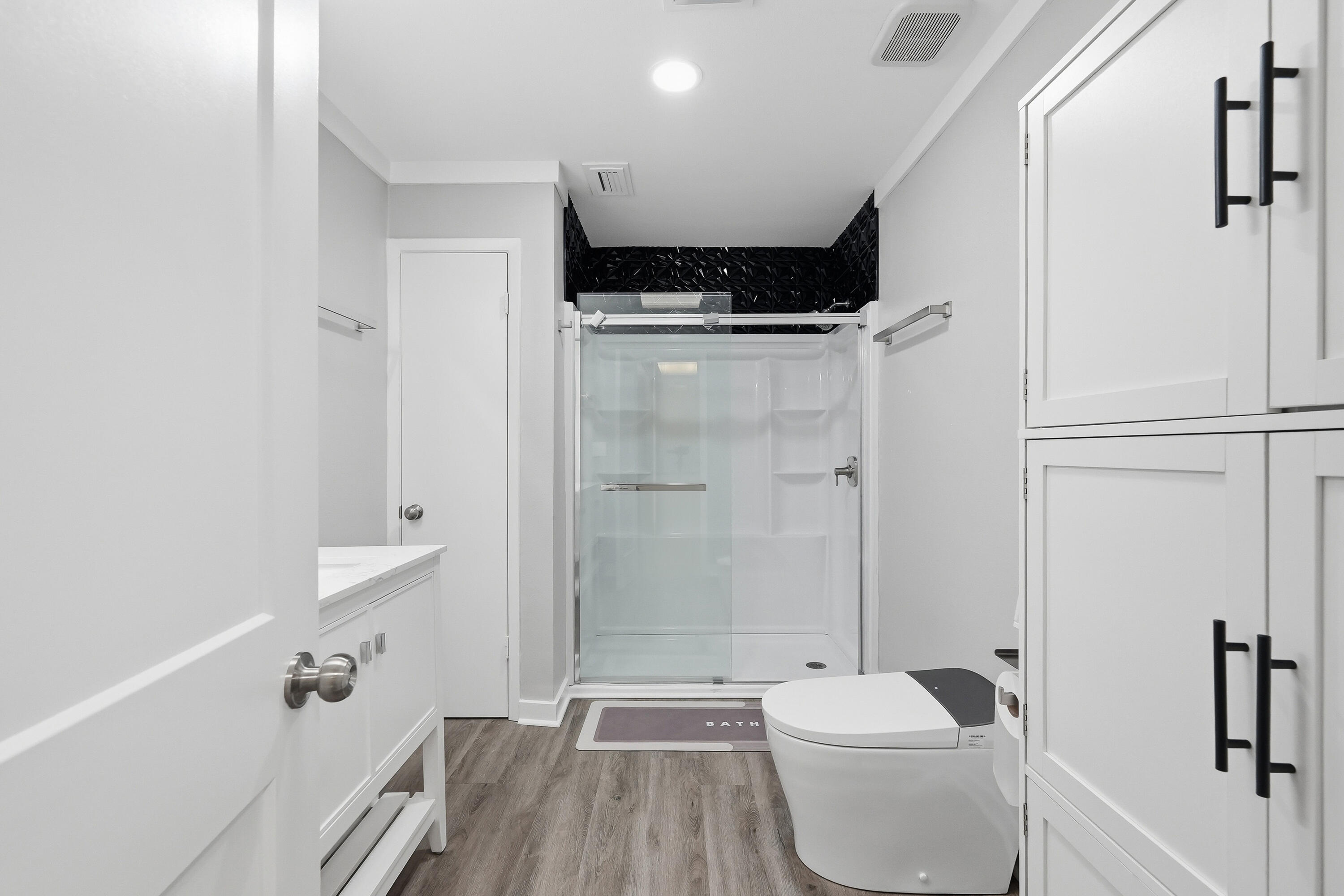 LAKE LORRAINE ESTATES - Residential