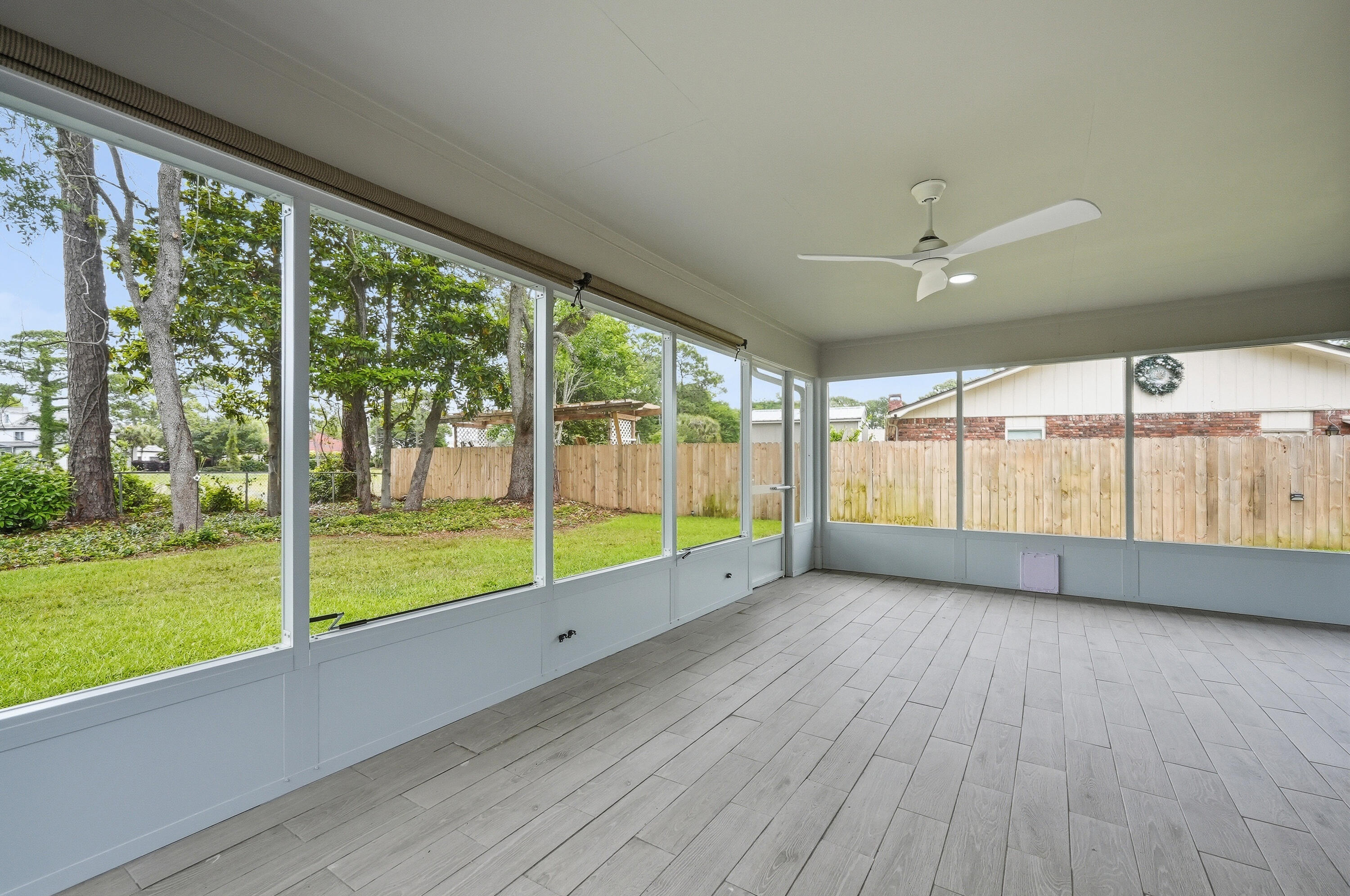 LAKE LORRAINE ESTATES - Residential