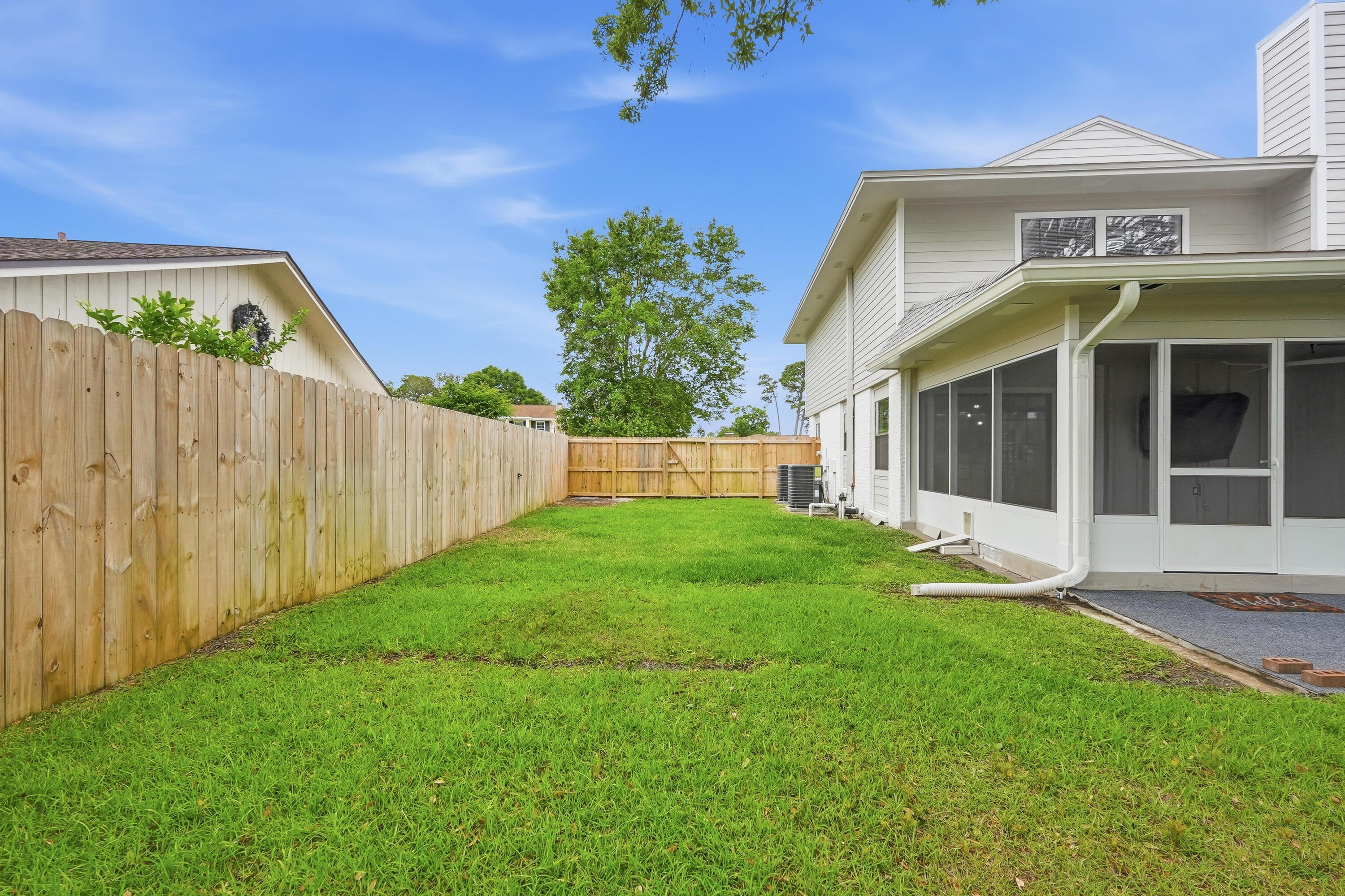LAKE LORRAINE ESTATES - Residential