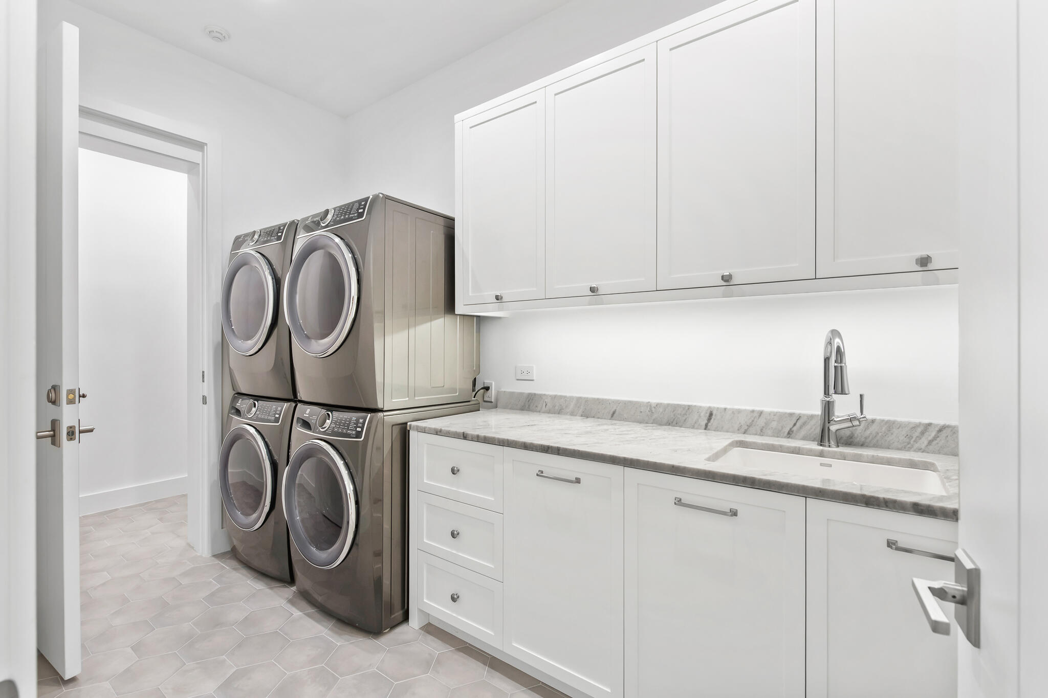 ALYS BEACH - Residential