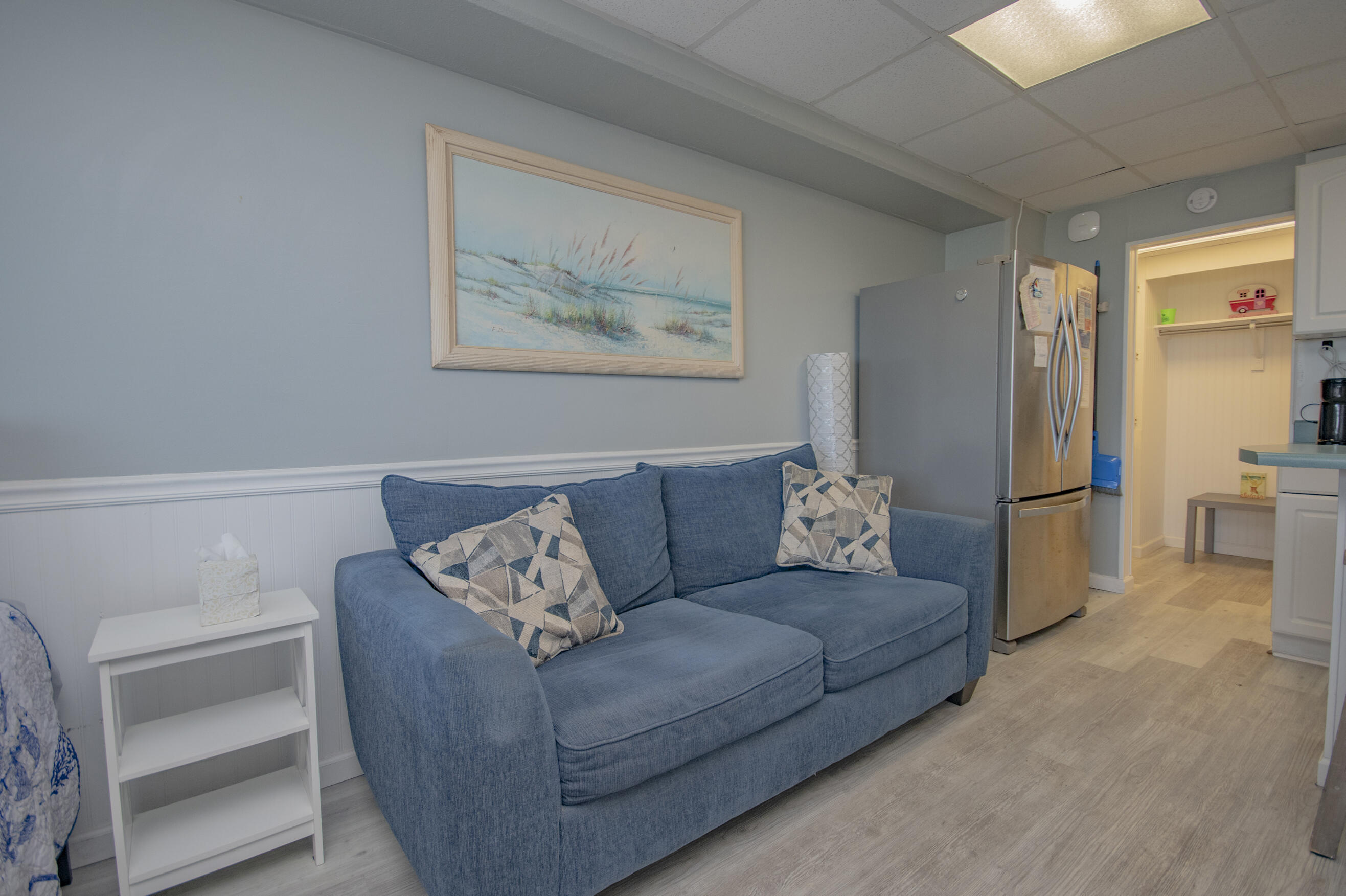 Fontainebleau Terrace - Residential