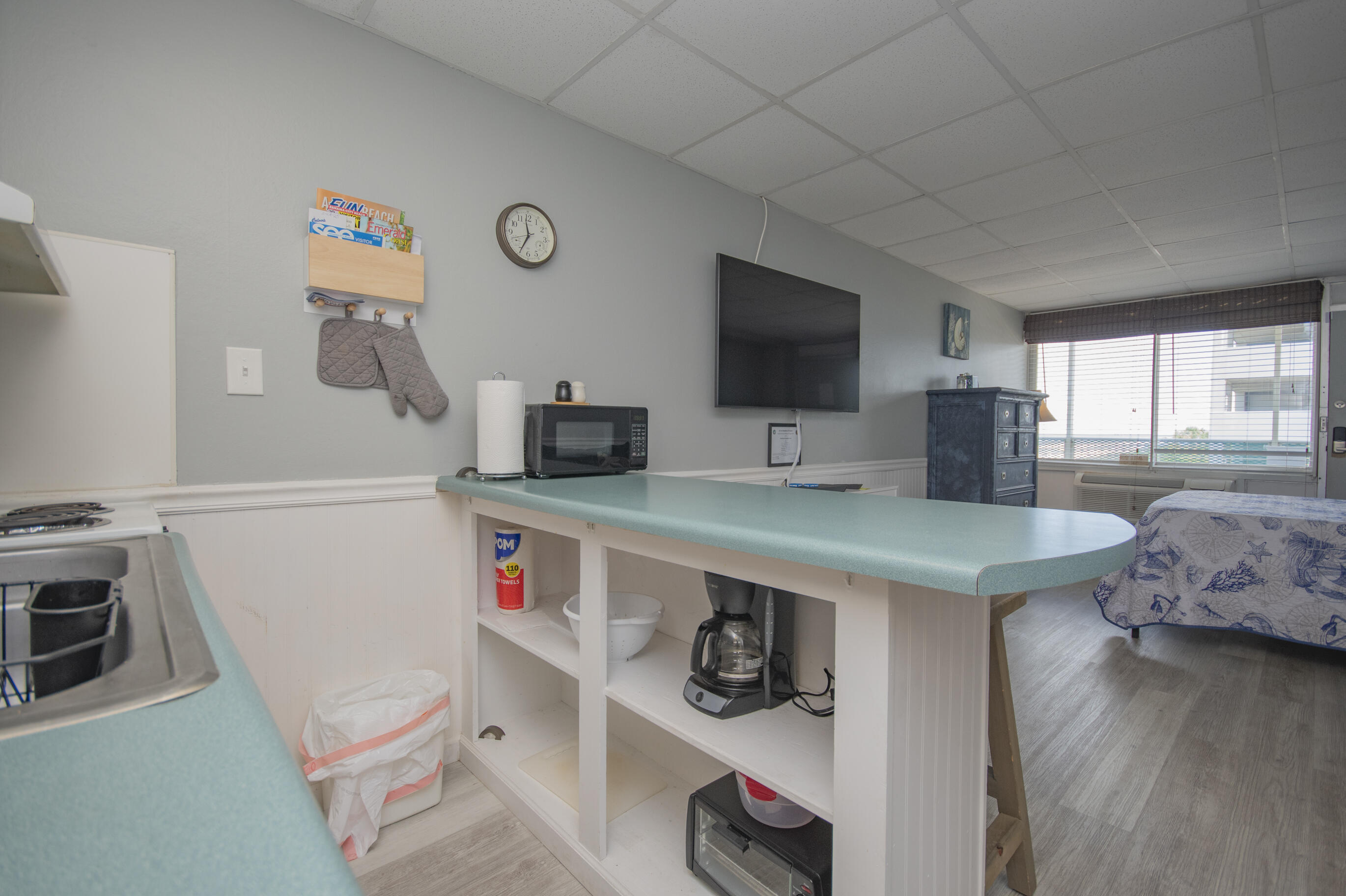 Fontainebleau Terrace - Residential