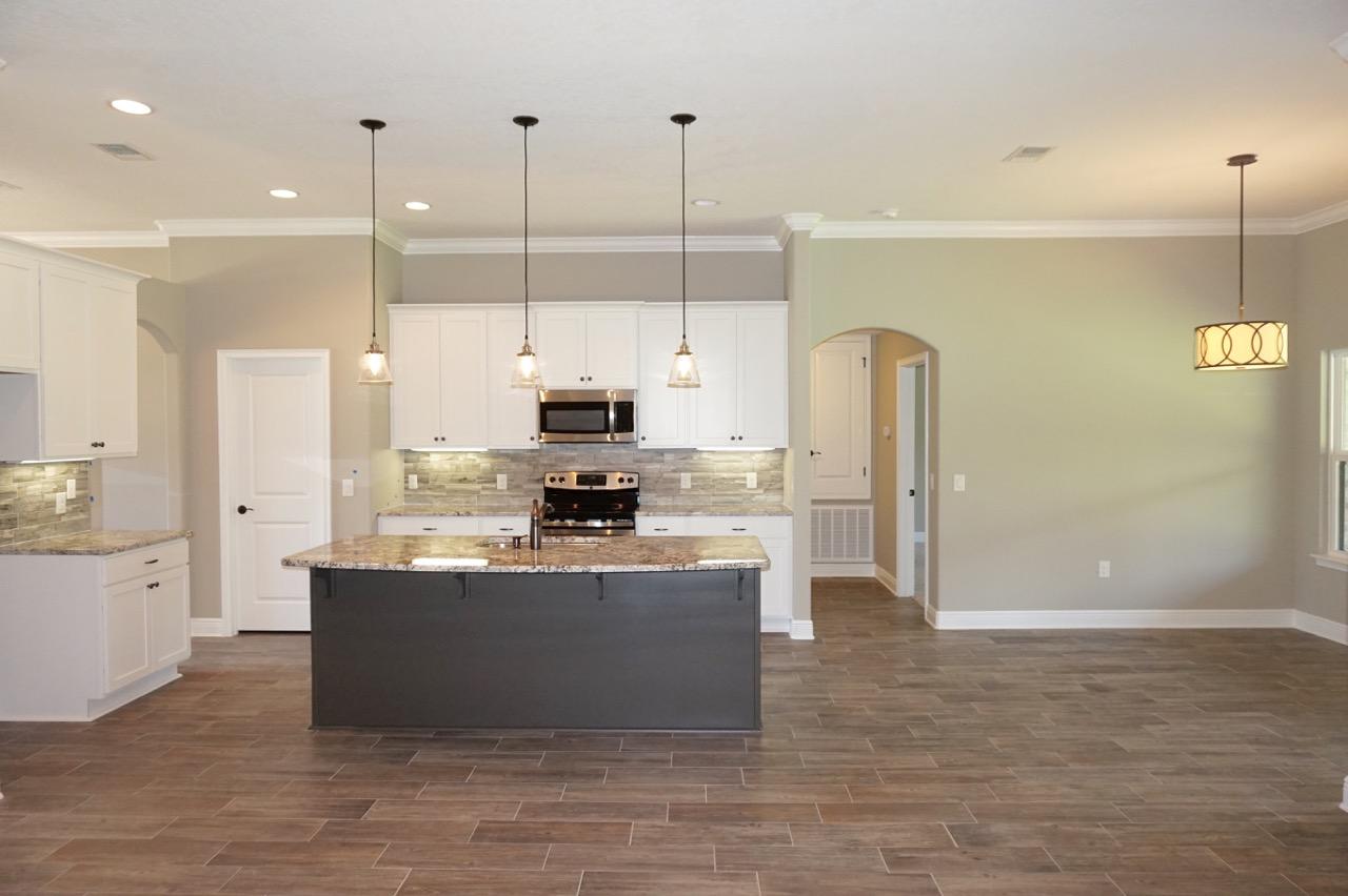 HOLLEY BY THE SEA - Residential