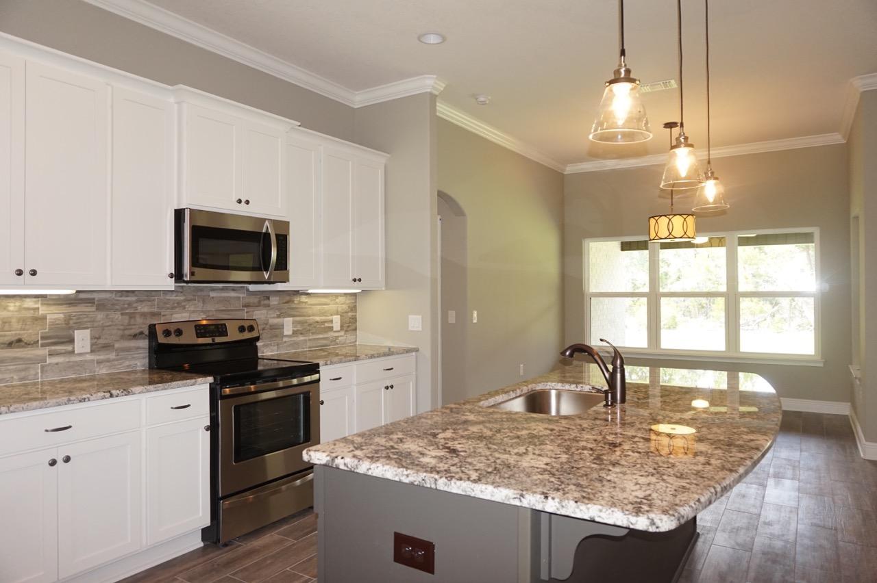 HOLLEY BY THE SEA - Residential