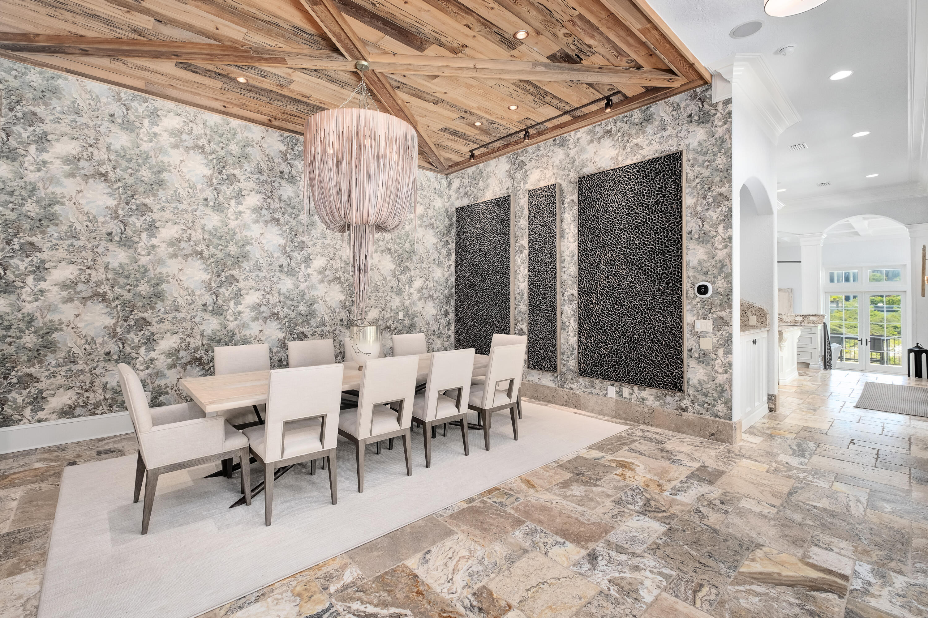 RETREAT THE - Residential