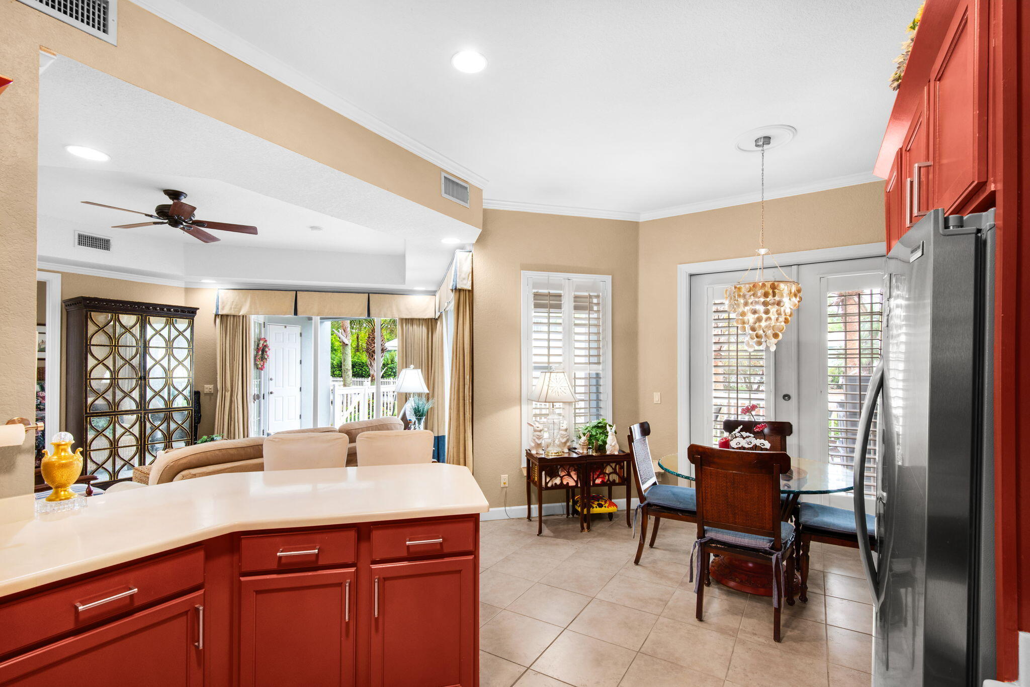 CRYSTAL COVE - Residential