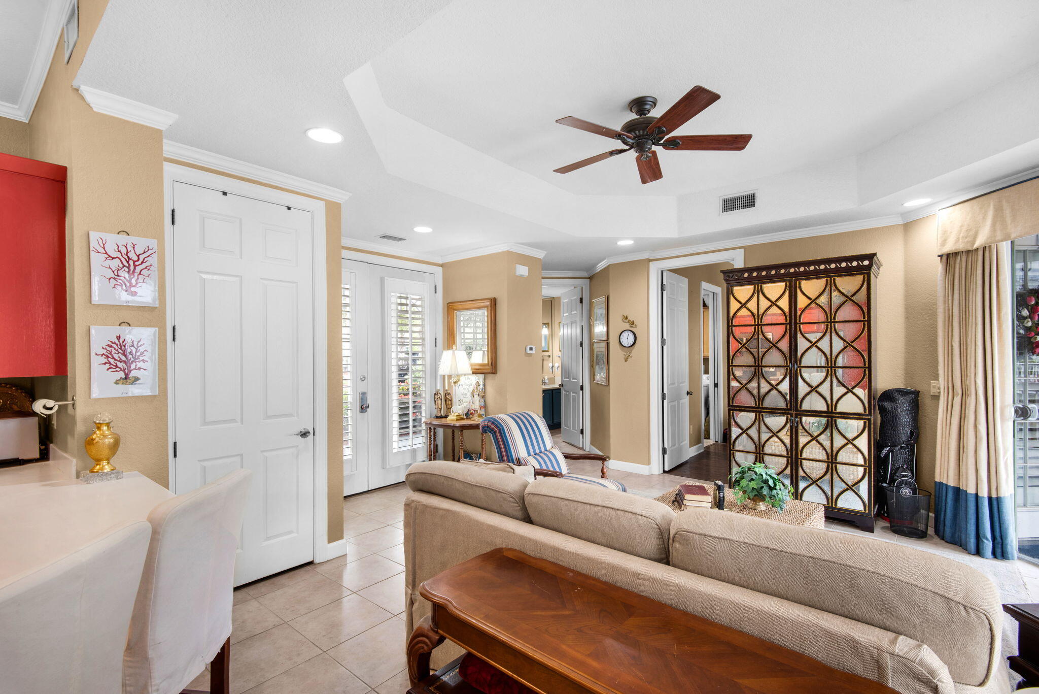 CRYSTAL COVE - Residential