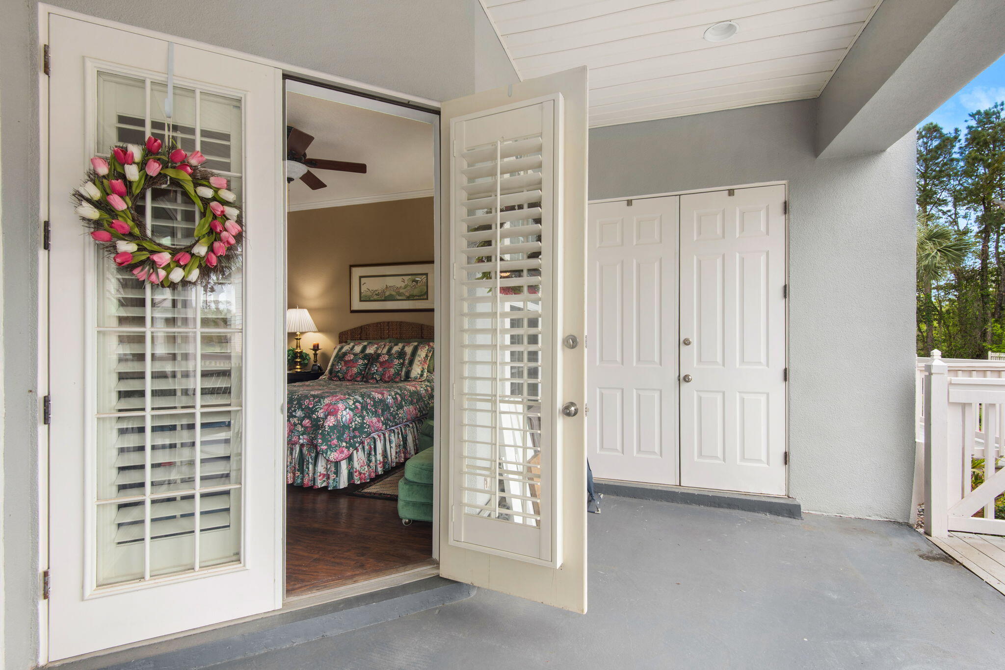 CRYSTAL COVE - Residential