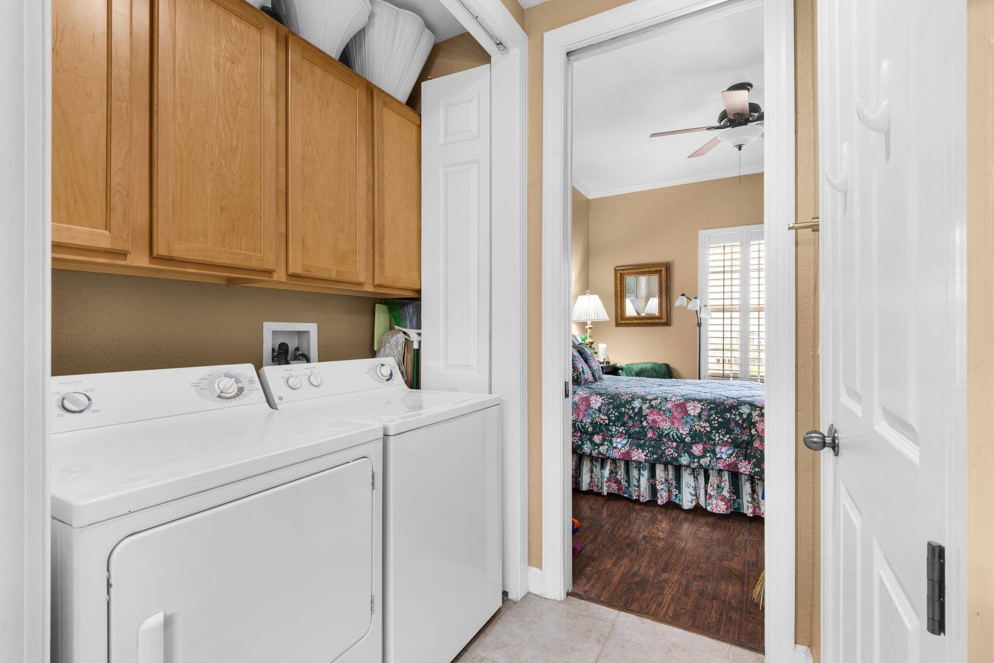 CRYSTAL COVE - Residential