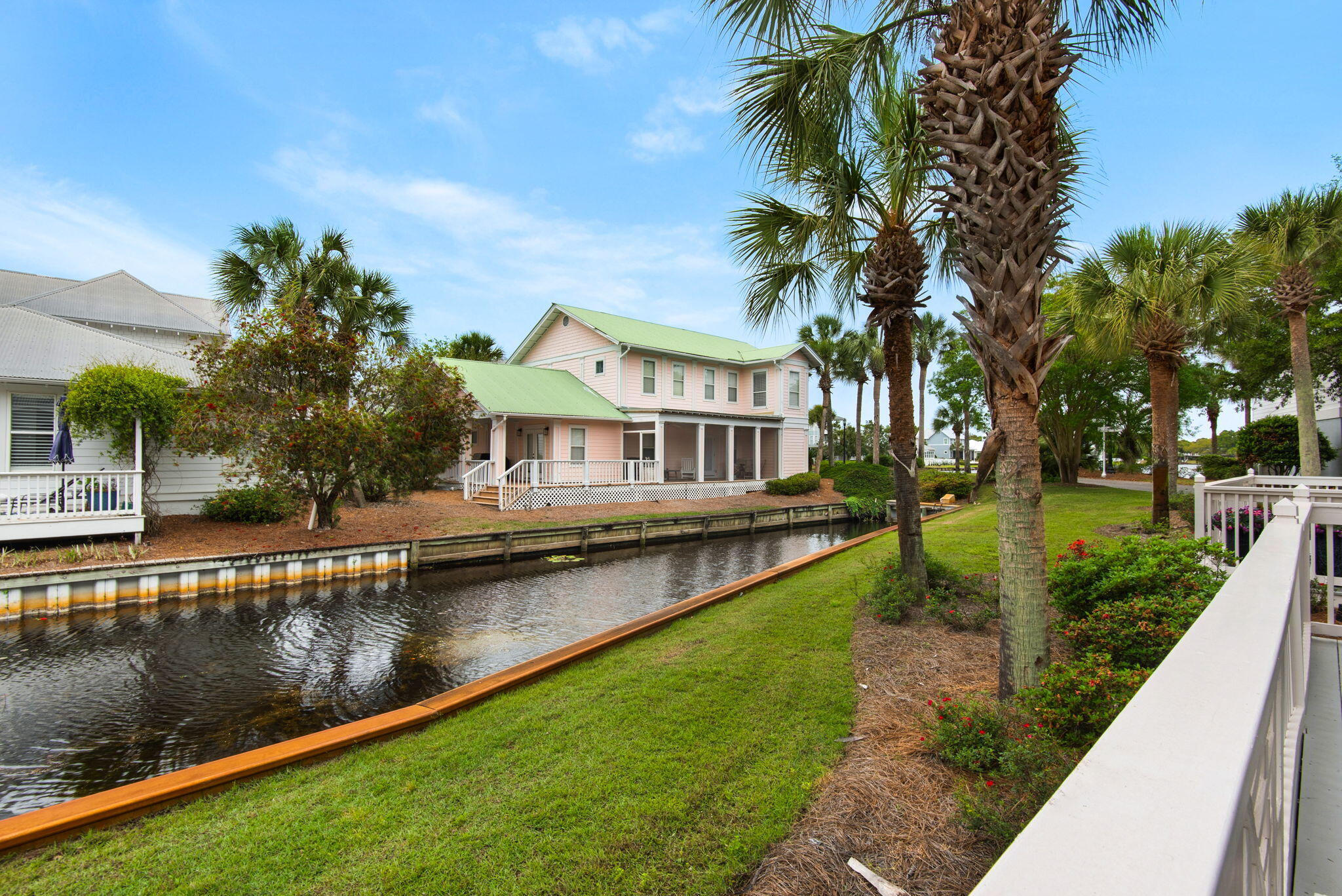 CRYSTAL COVE - Residential