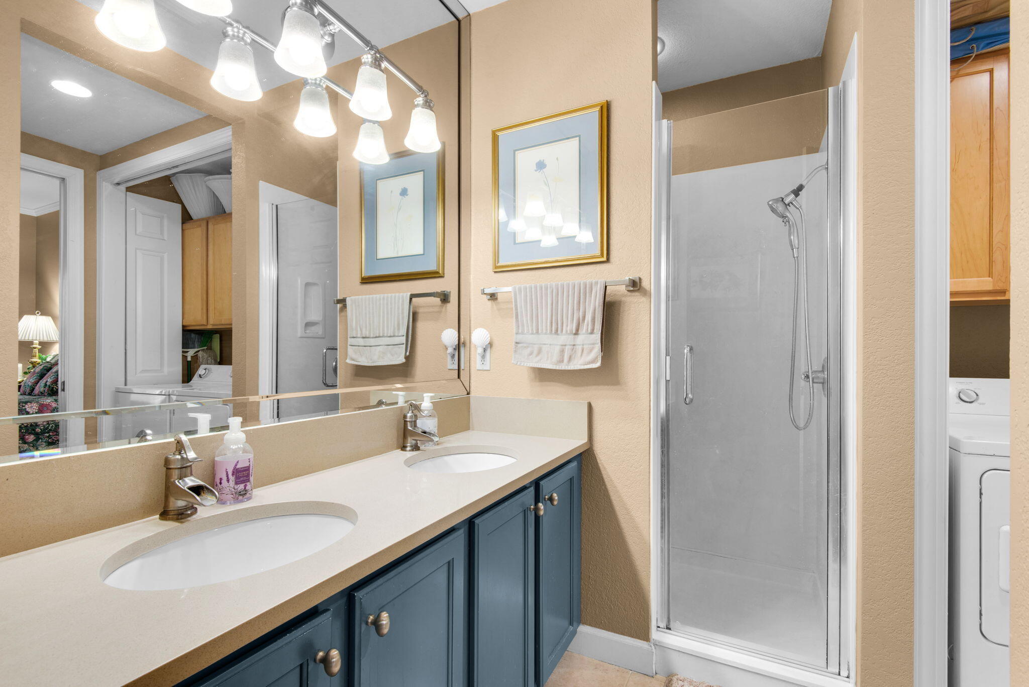 CRYSTAL COVE - Residential