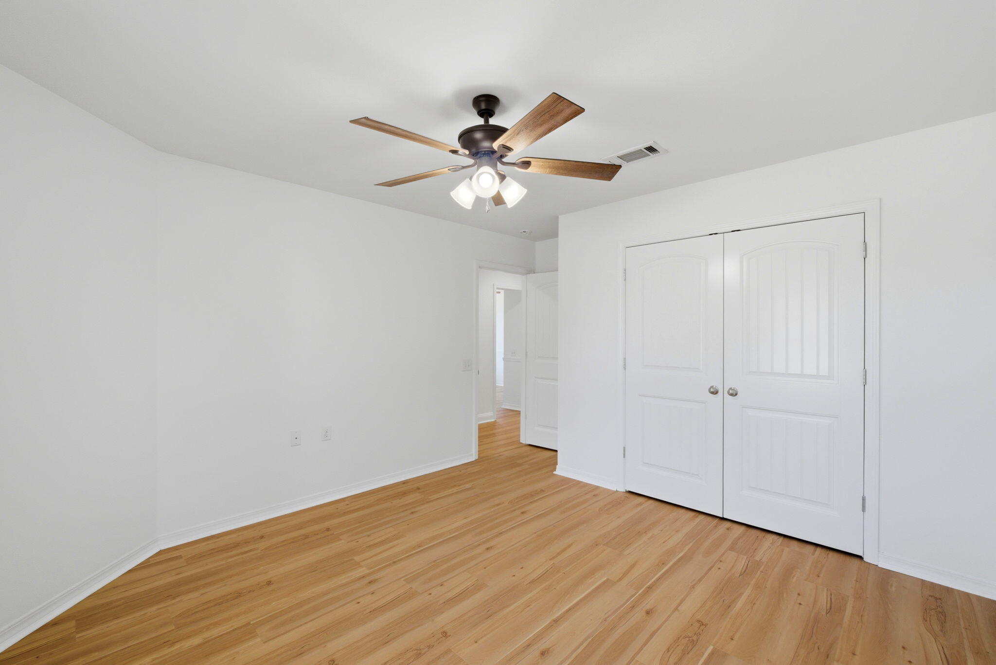 SHADOW LAKES - Residential