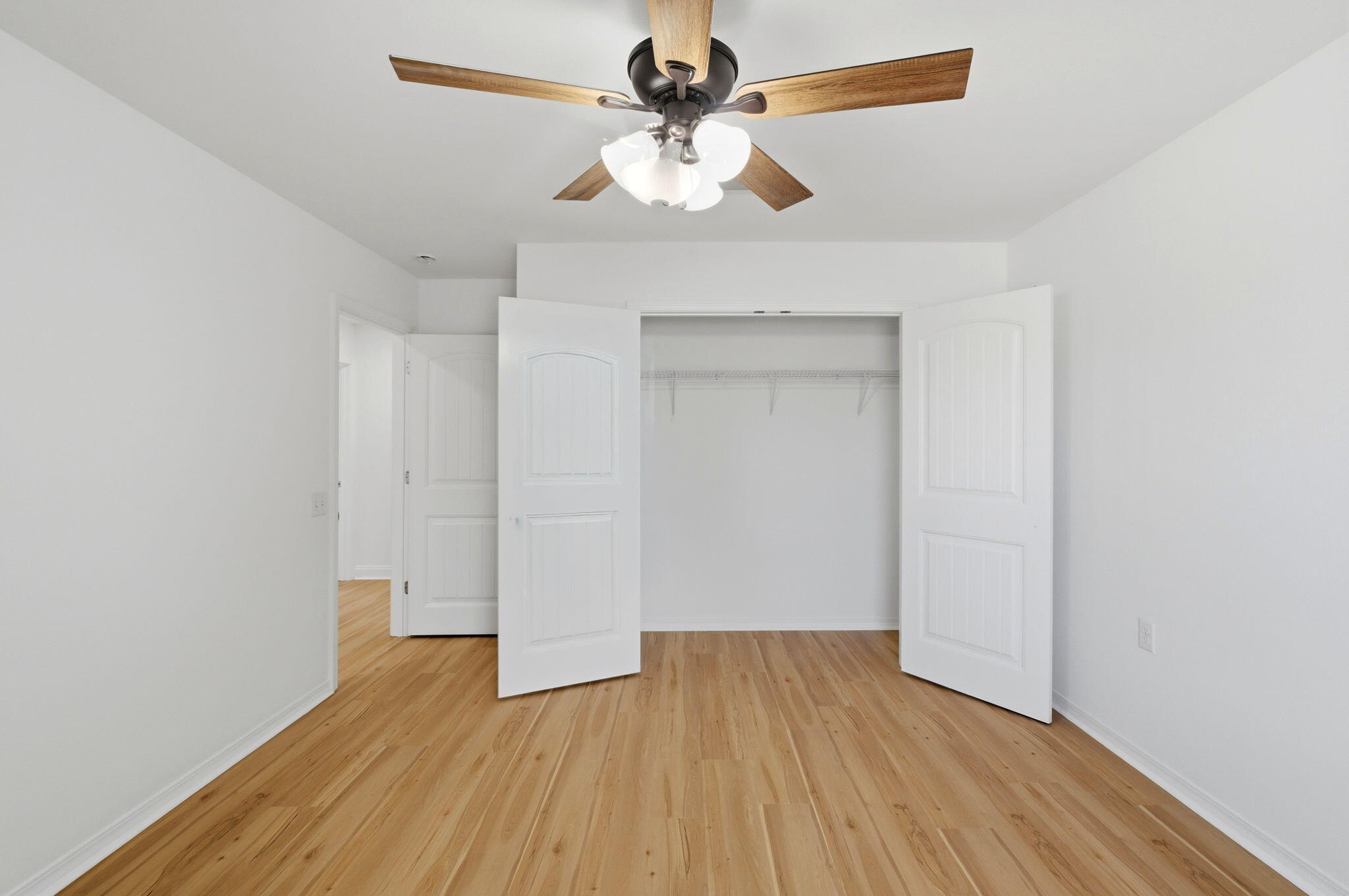 SHADOW LAKES - Residential