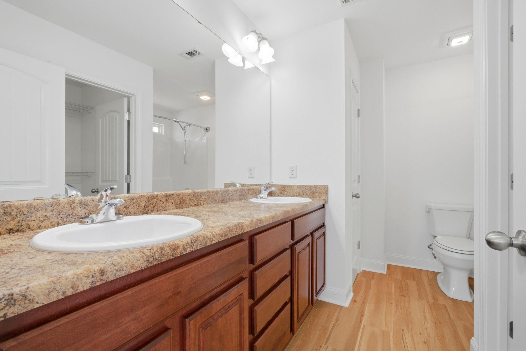 SHADOW LAKES - Residential