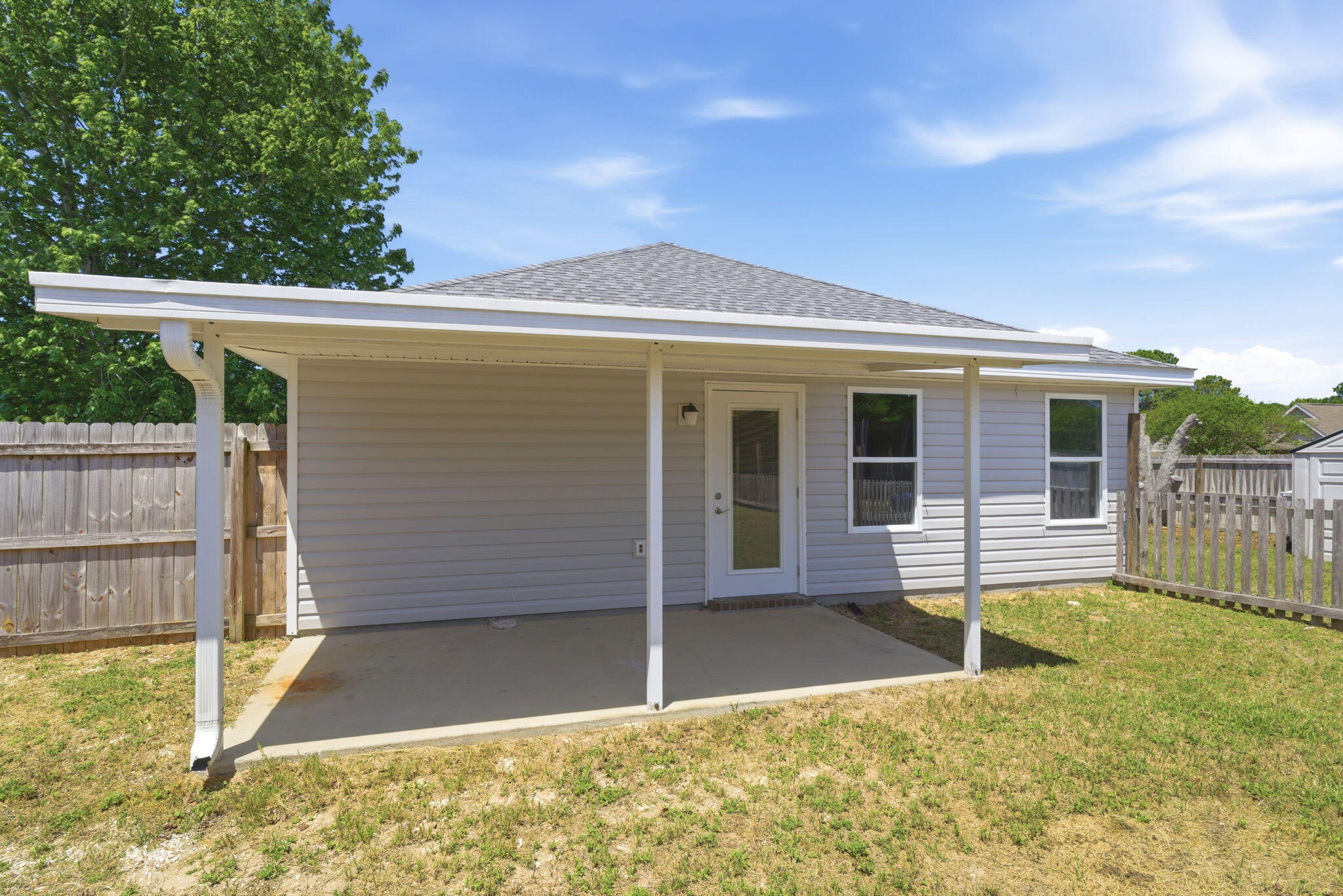 SHADOW LAKES - Residential