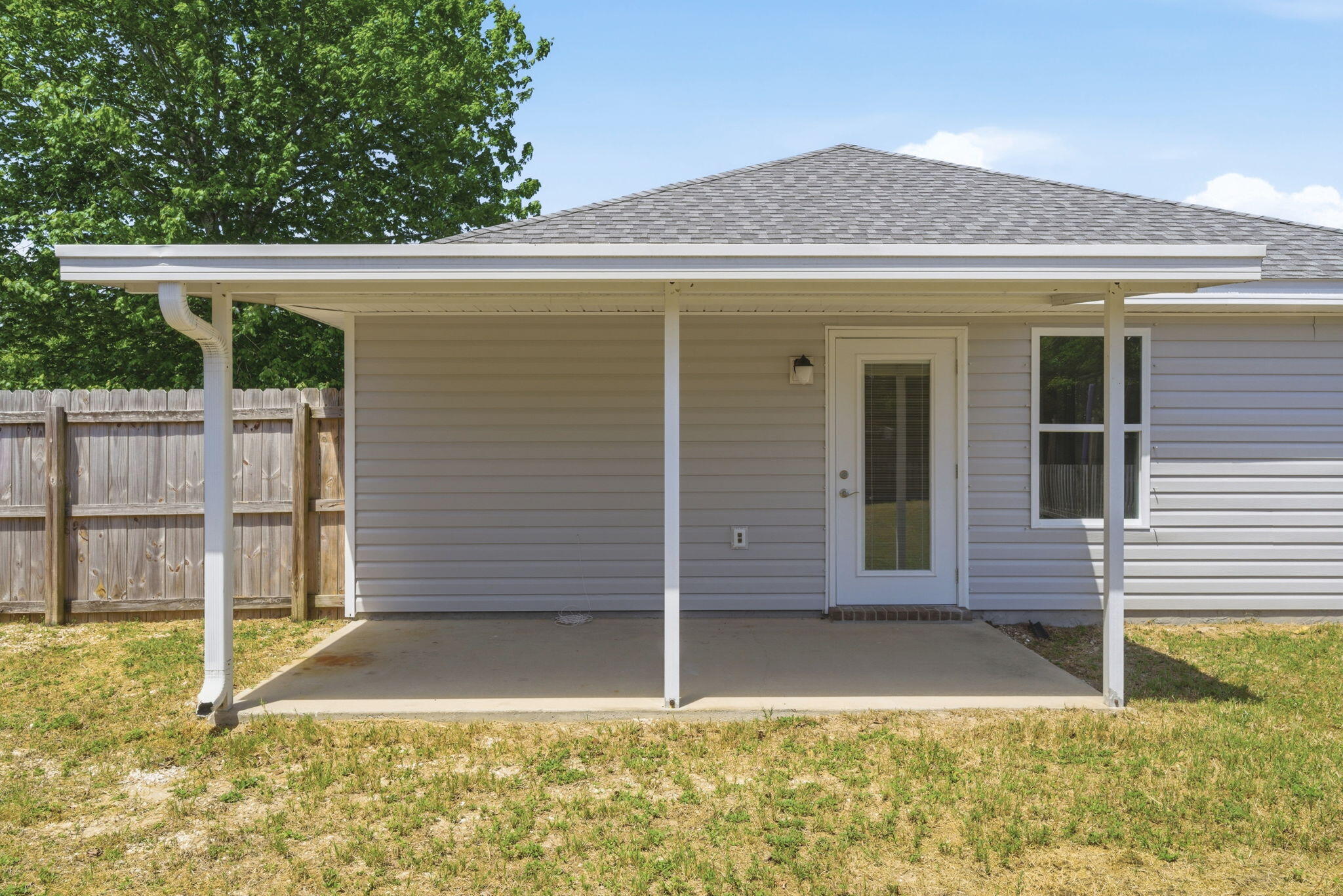 SHADOW LAKES - Residential