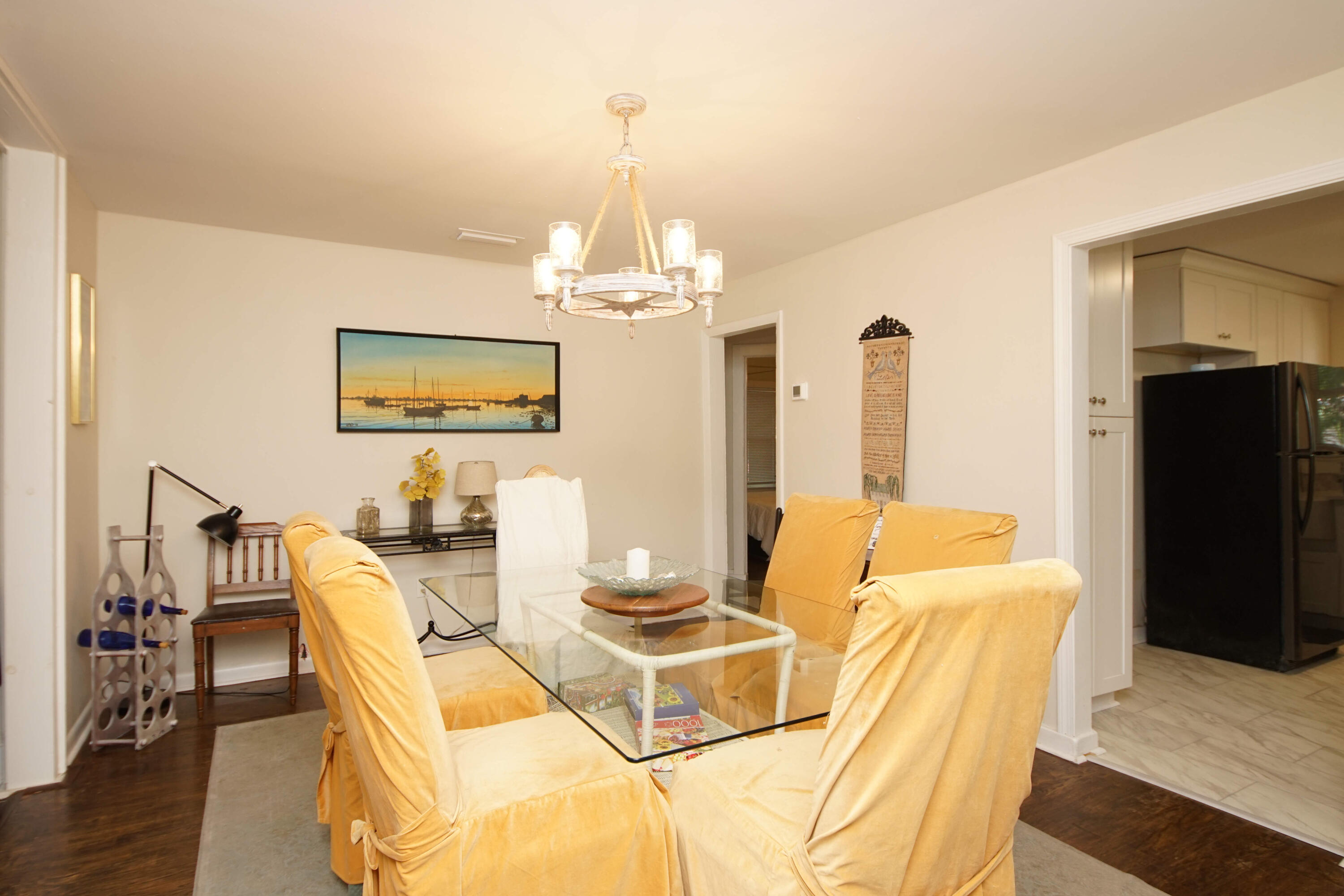 ELLIOTTS POINT - Residential Lease