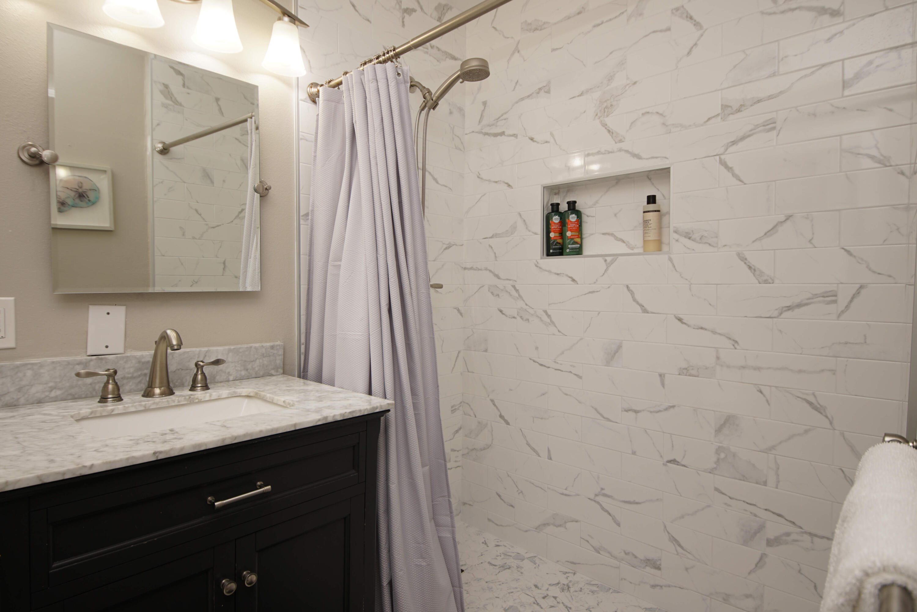 ELLIOTTS POINT - Residential Lease
