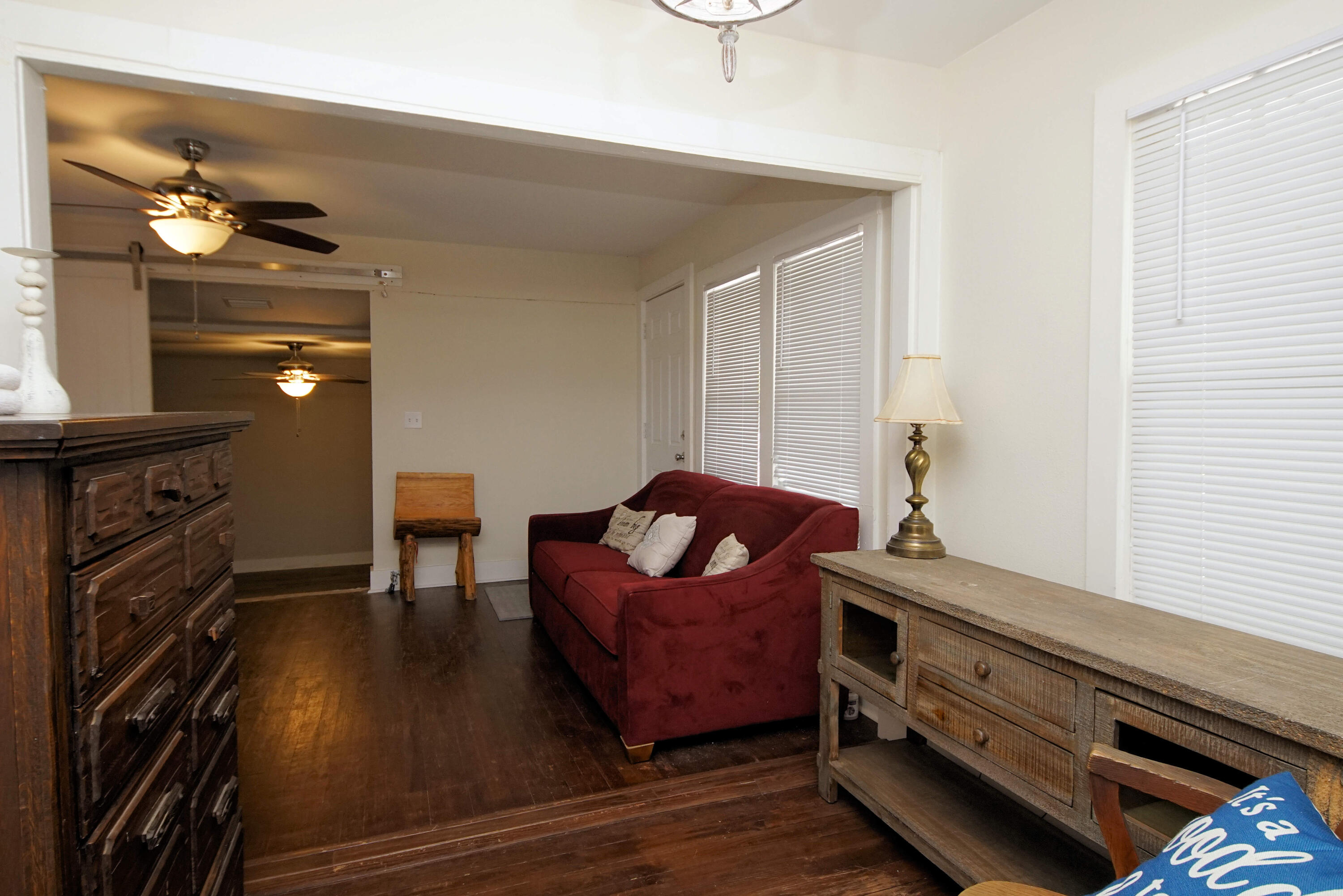 ELLIOTTS POINT - Residential Lease