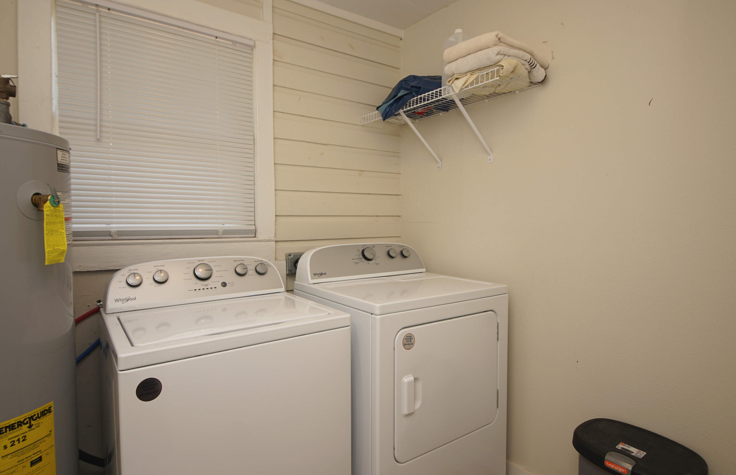 ELLIOTTS POINT - Residential Lease