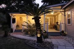 ELLIOTTS POINT - Residential Lease