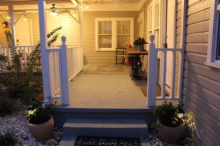 ELLIOTTS POINT - Residential Lease