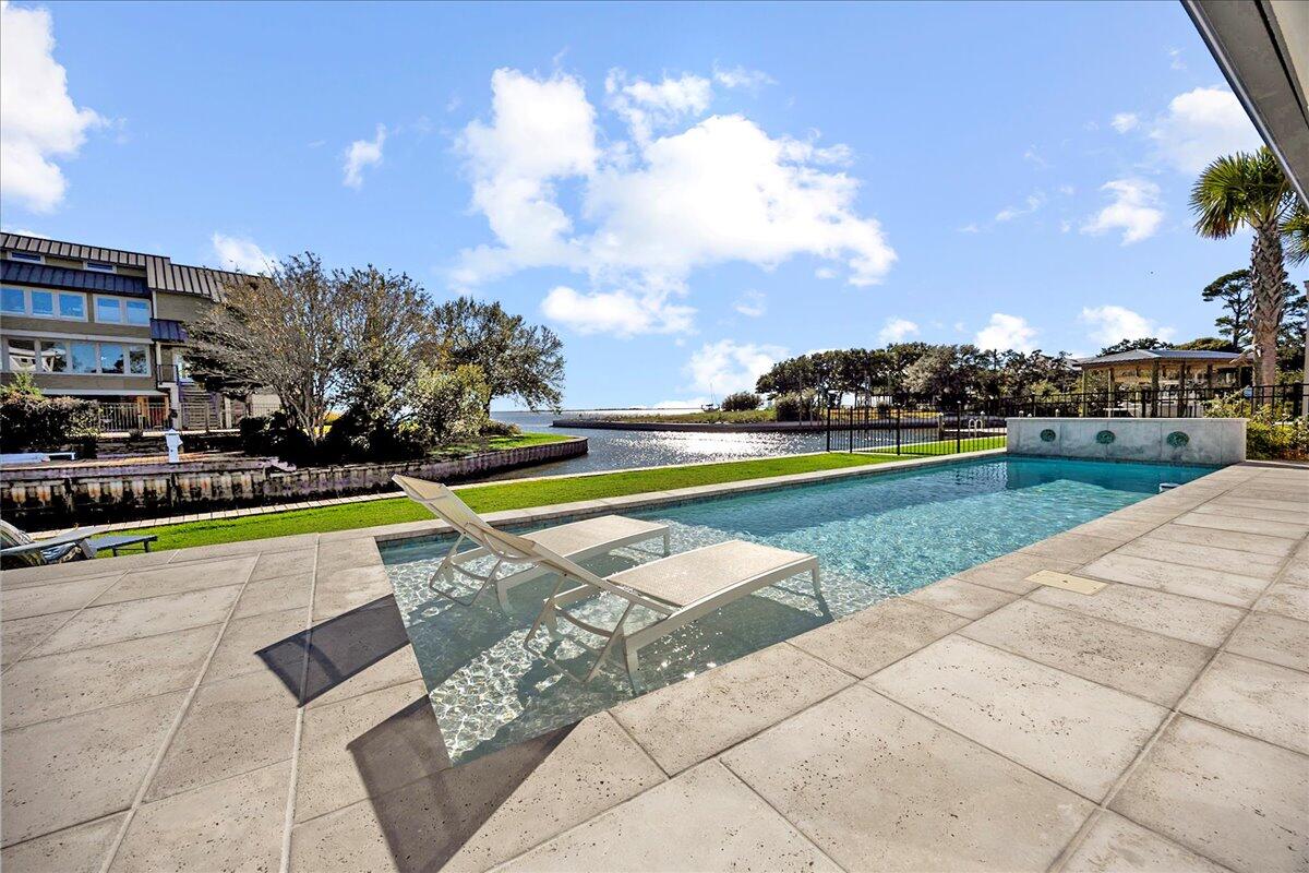 SOUNDSIDE RESUB - Residential