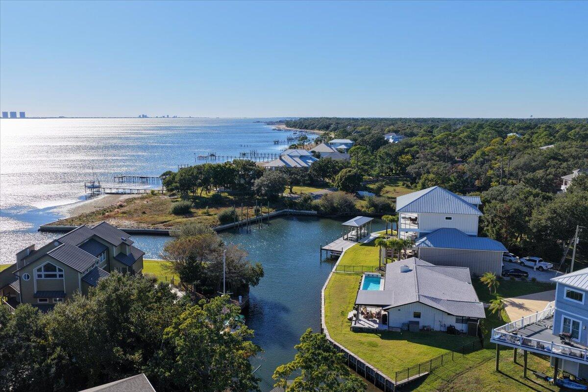 SOUNDSIDE RESUB - Residential