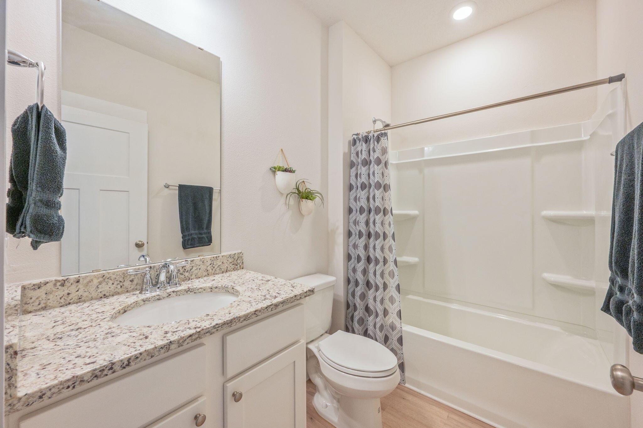 HILLWOOD ESTATES - Residential