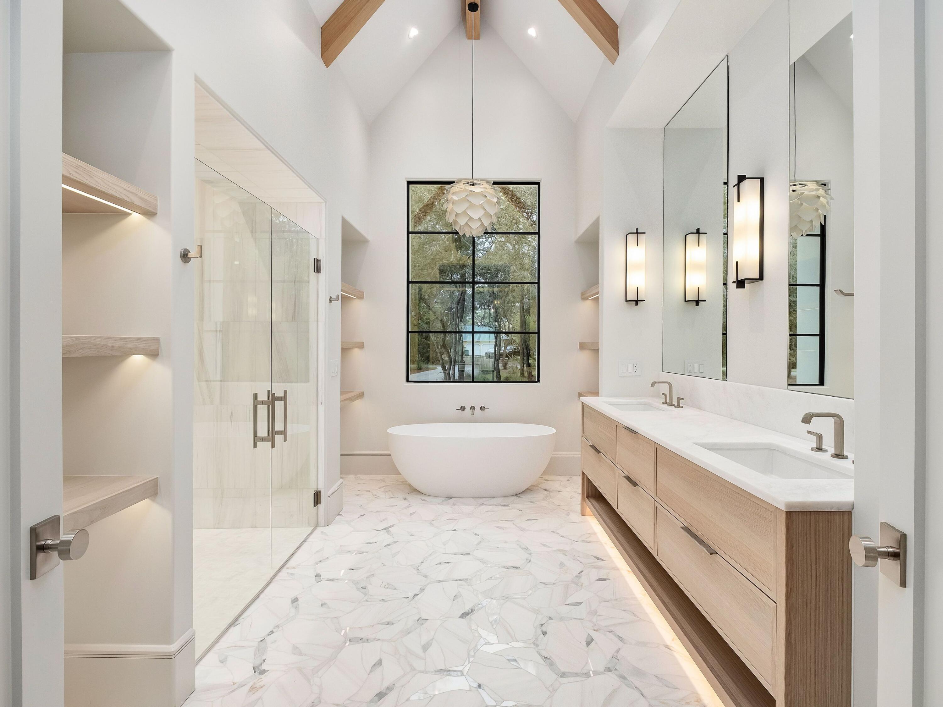 BAY PINES - Residential