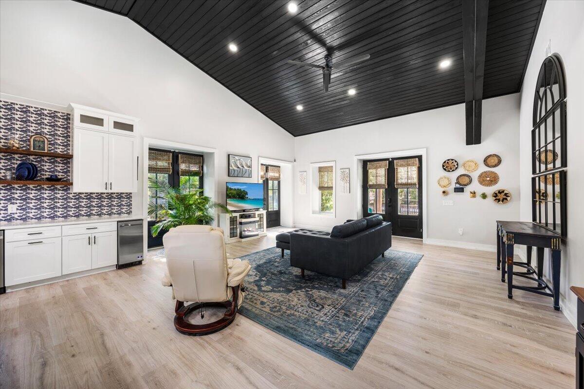 NONESUCH WAY - Residential