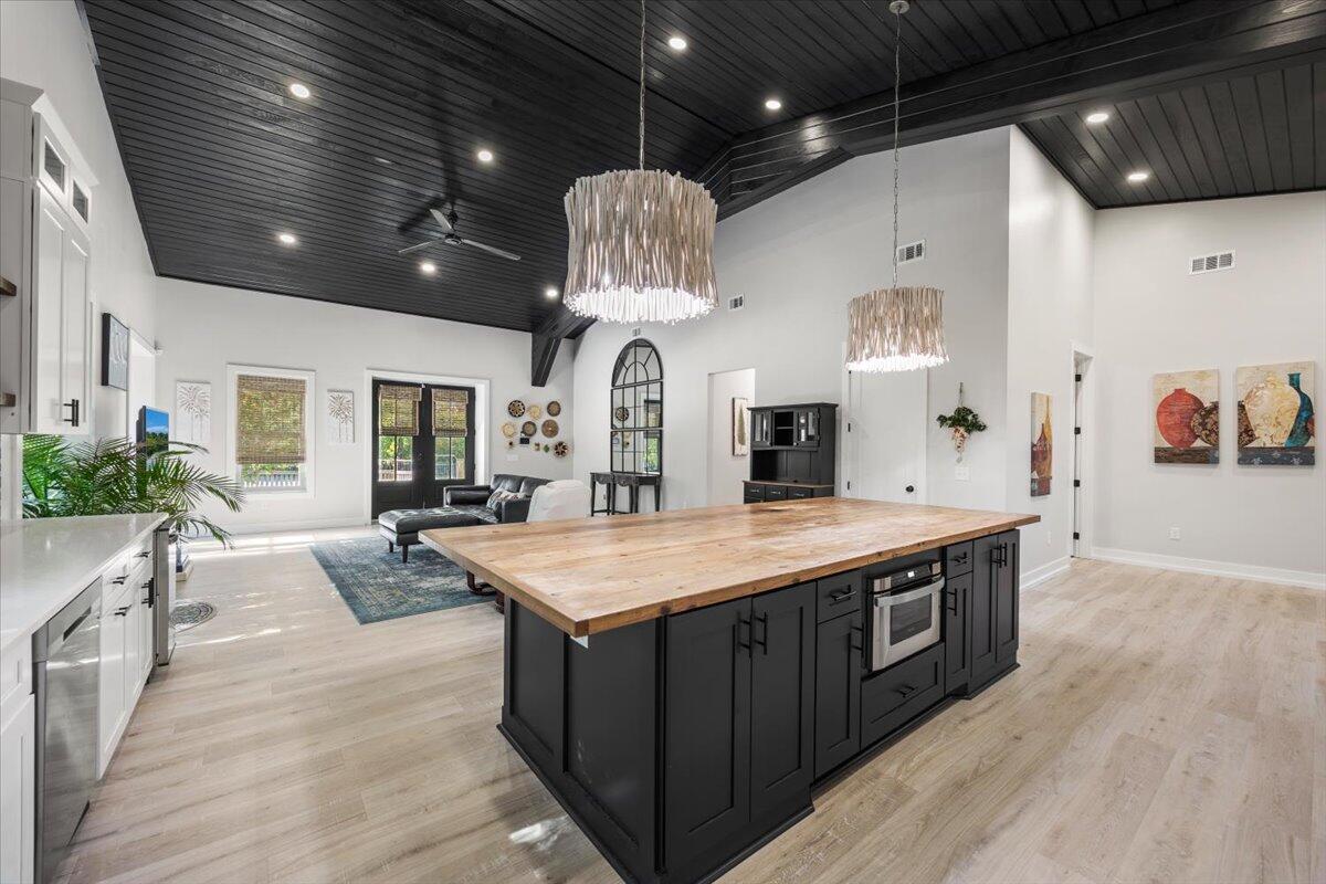 NONESUCH WAY - Residential