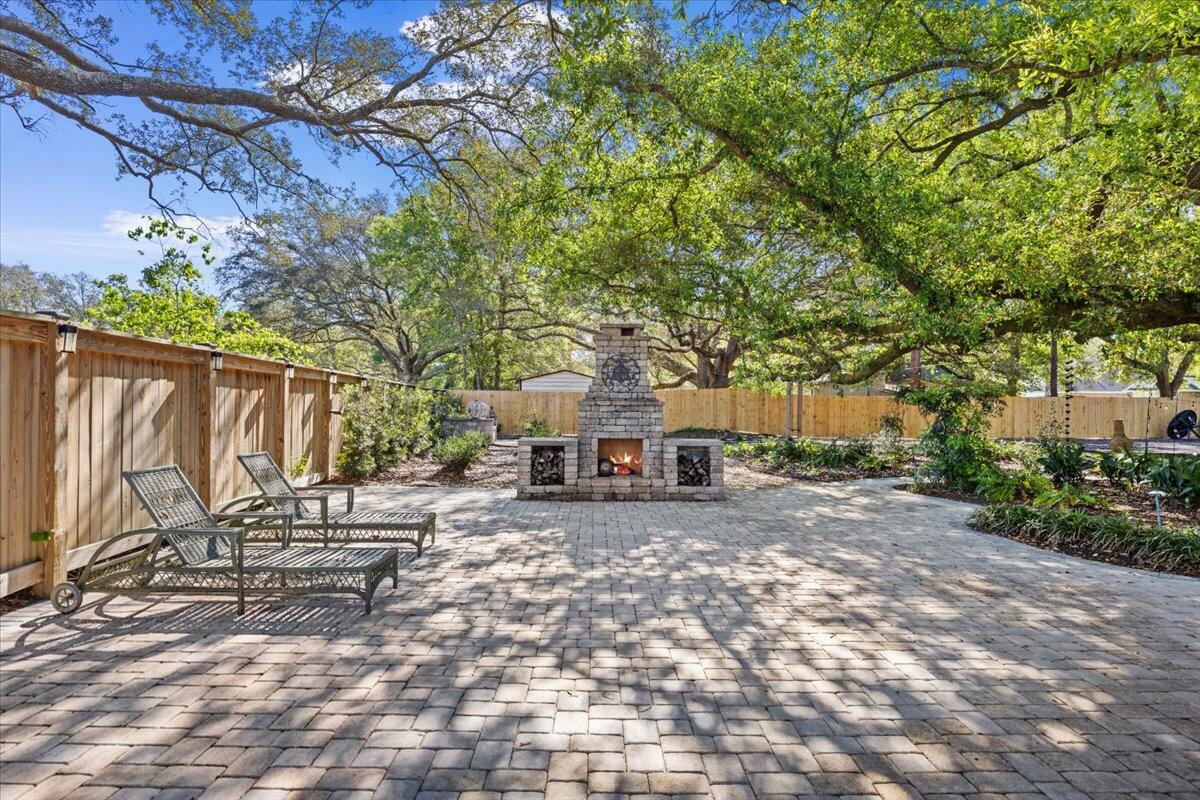 NONESUCH WAY - Residential