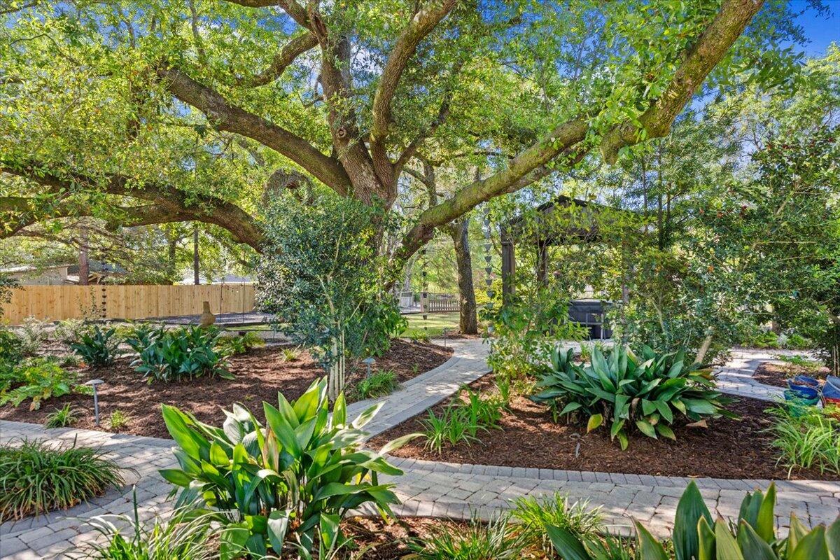 NONESUCH WAY - Residential